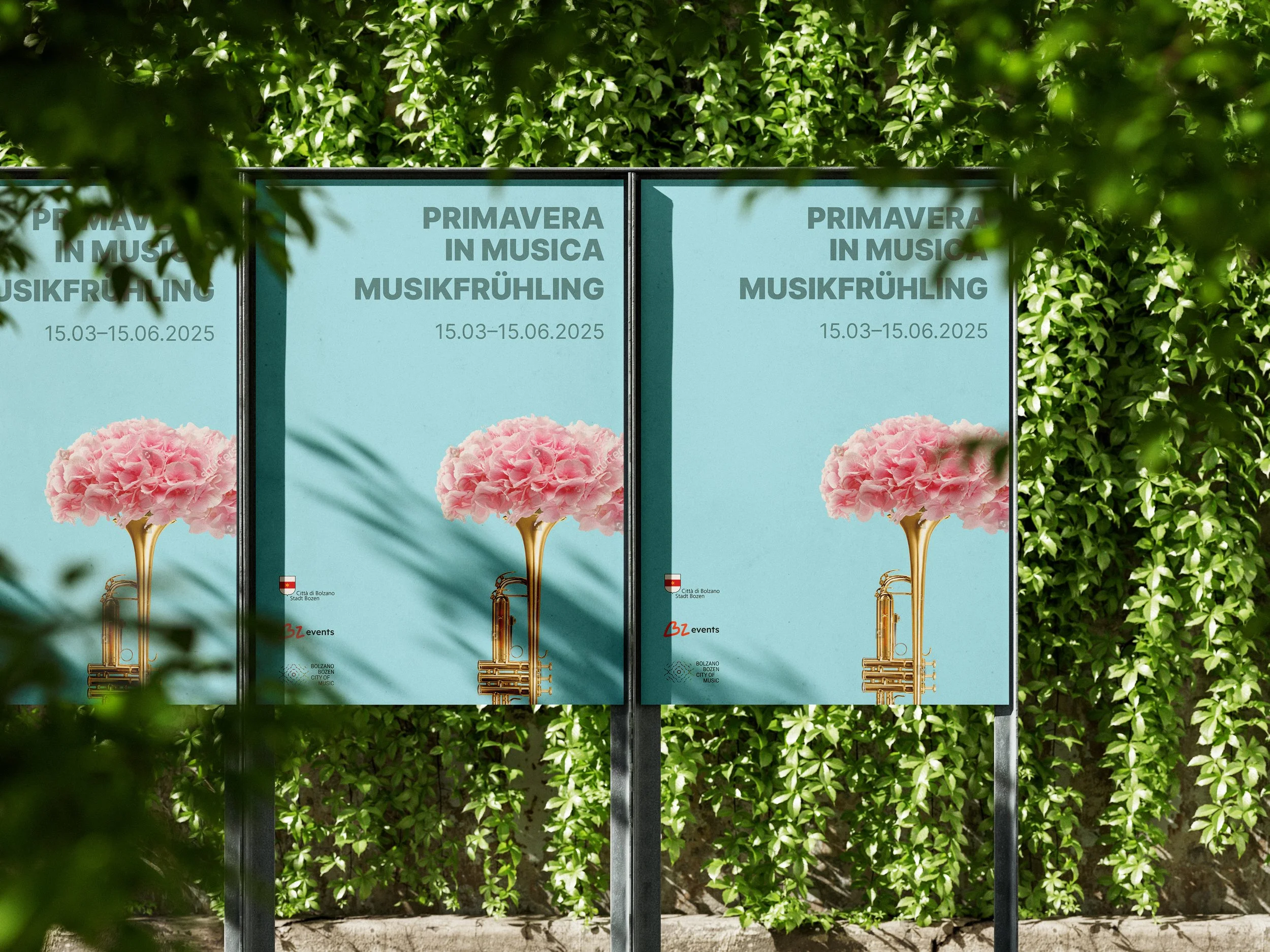 Outdoor_Poster_Mockup_399Kopie.jpg