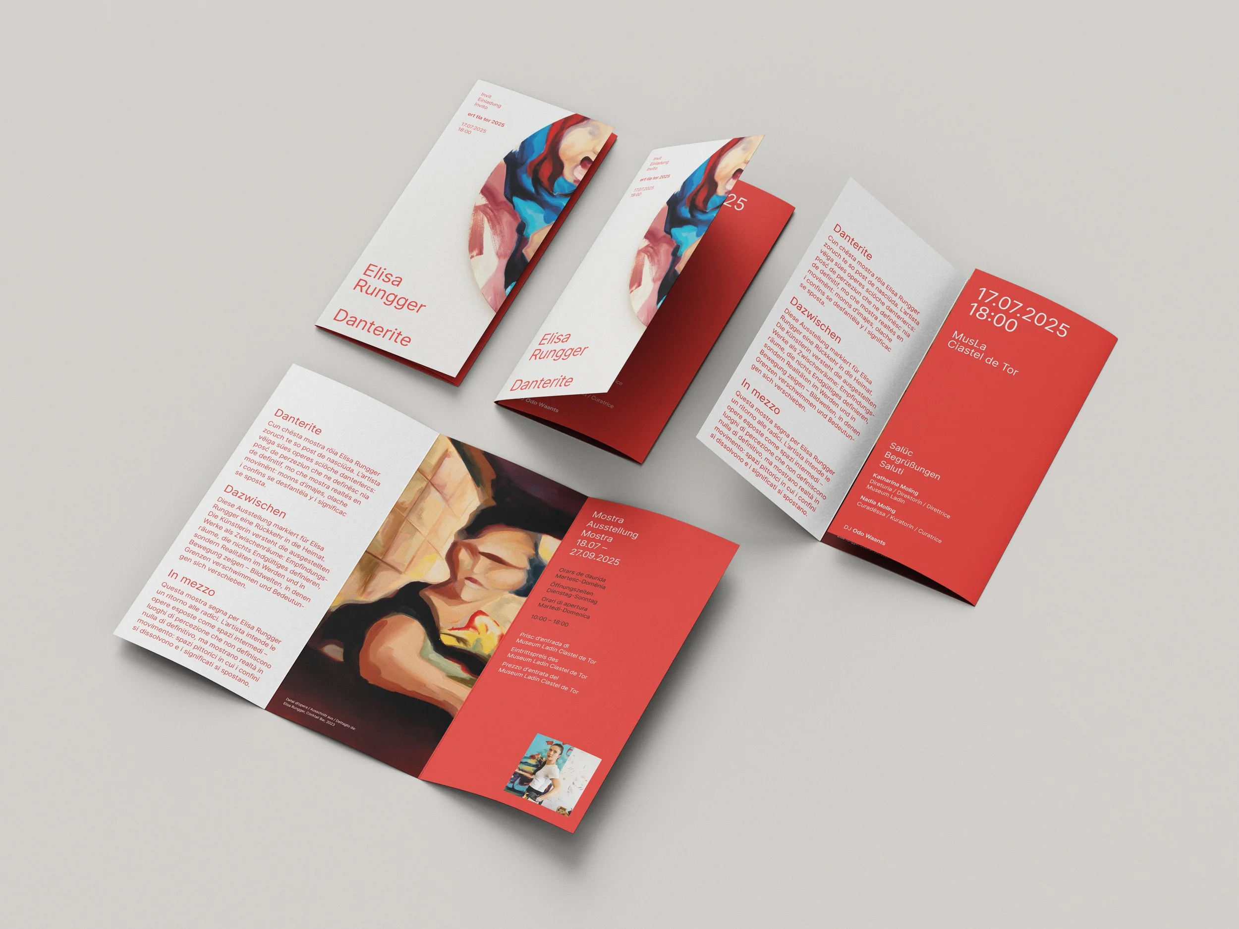 Roll_Fold_DL_Flyer_Mockup_5 Kopie.jpg