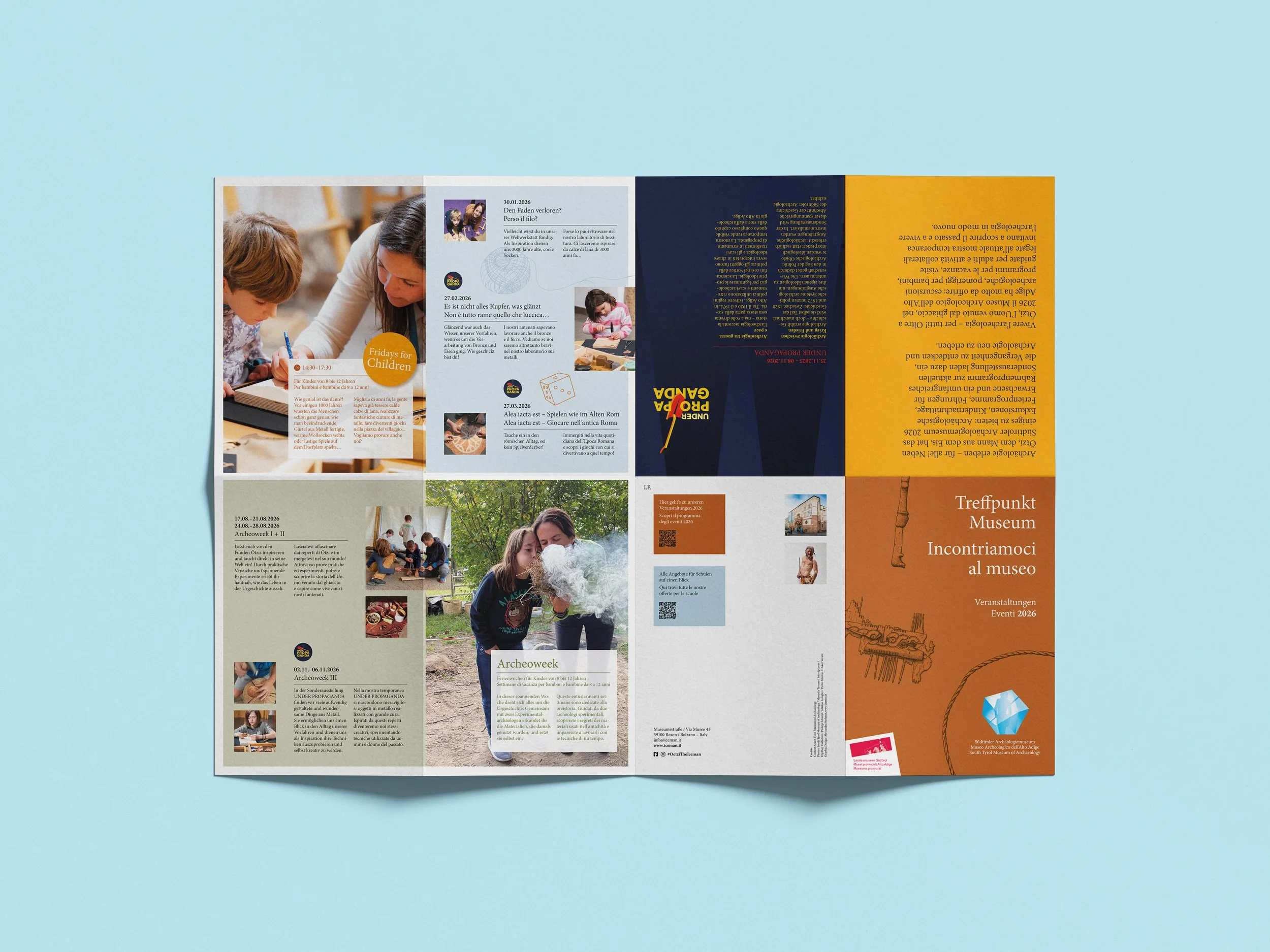 Map_Folded_Flyer_Mockup_2 Kopie.jpg