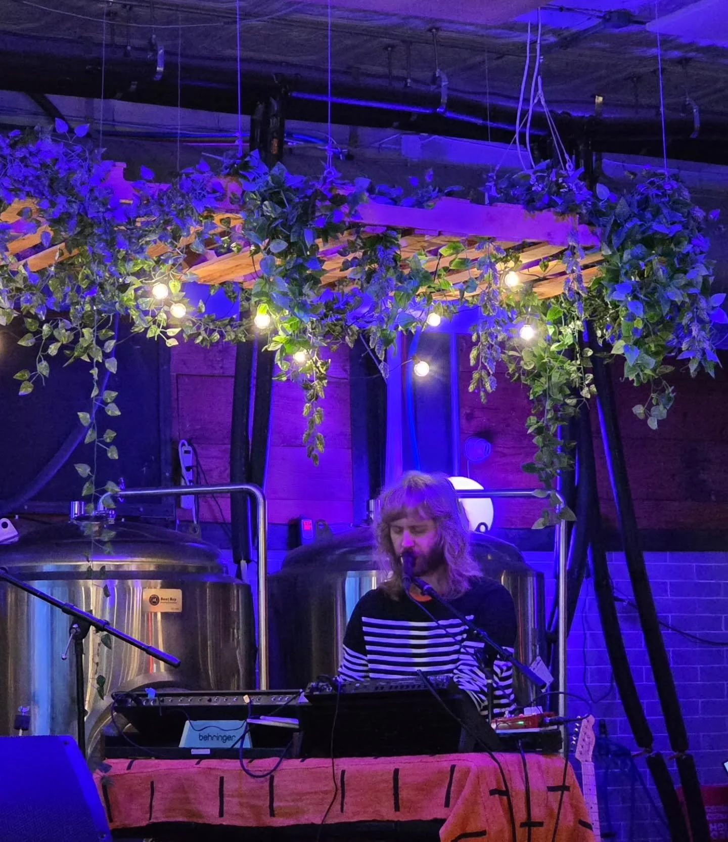 Big show alert! Catch me in Dallas tomorrow at @craftandgrowler with @bandhomeandaway and Toadvine! I'll have brand new, super limited shirts and a collab merch surprise up for grabs