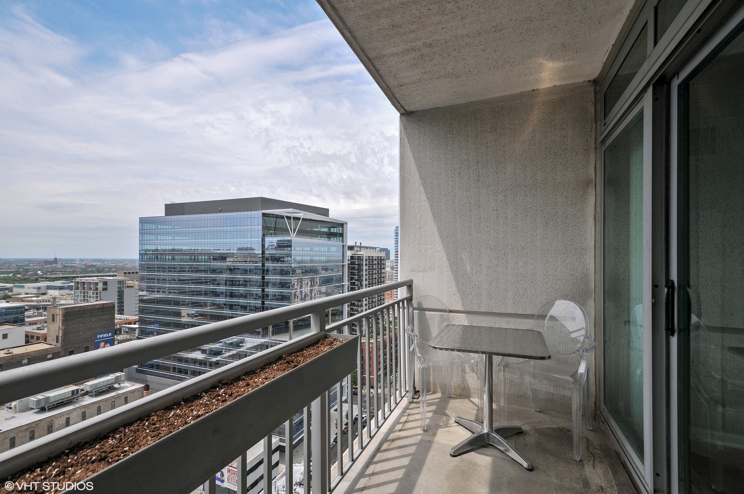 09_125SJeffersonSt_Unit2309_99_Balcony_HiRes.jpg