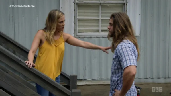 Bonnie and Brody fighting over the rent.