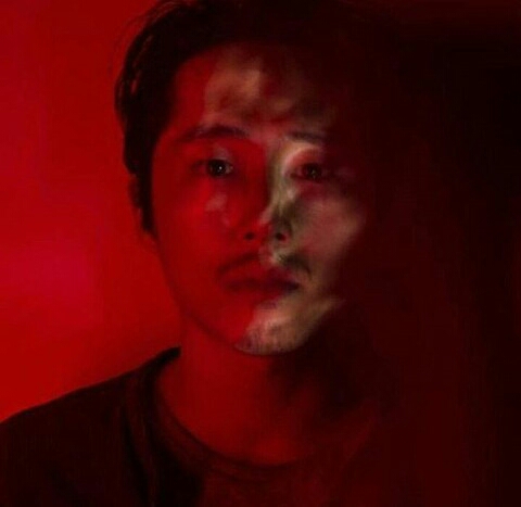 S7 Promo photo of Glenn Rhee