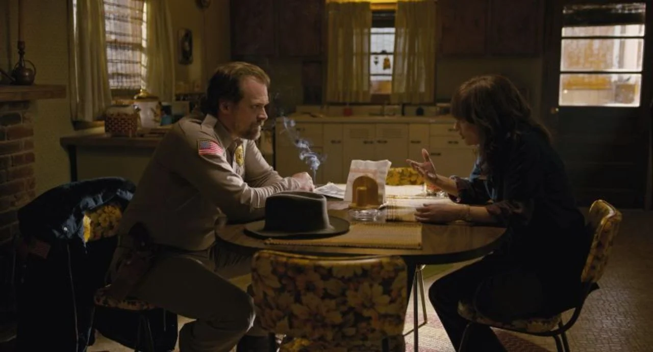 stranger-things-season-2-photo002-1507911105571_1280w.jpg