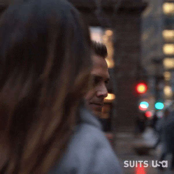 Suits 716 7.gif