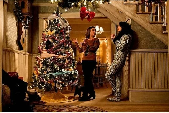 Momma and Wynonna by tree.jpg