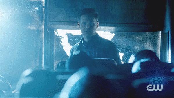 Legacies 103 13.gif