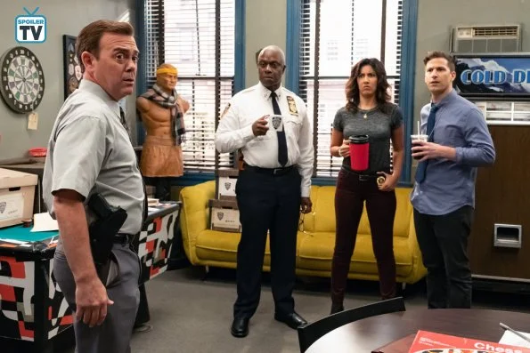 NUP_184731_0662_595_Spoiler TV Transparent.jpg