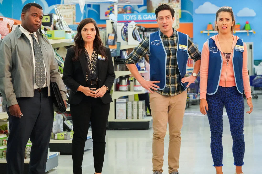 Sueboohs Cornerblogs Superstore S5 Ep 4 5 Mall Closing Self