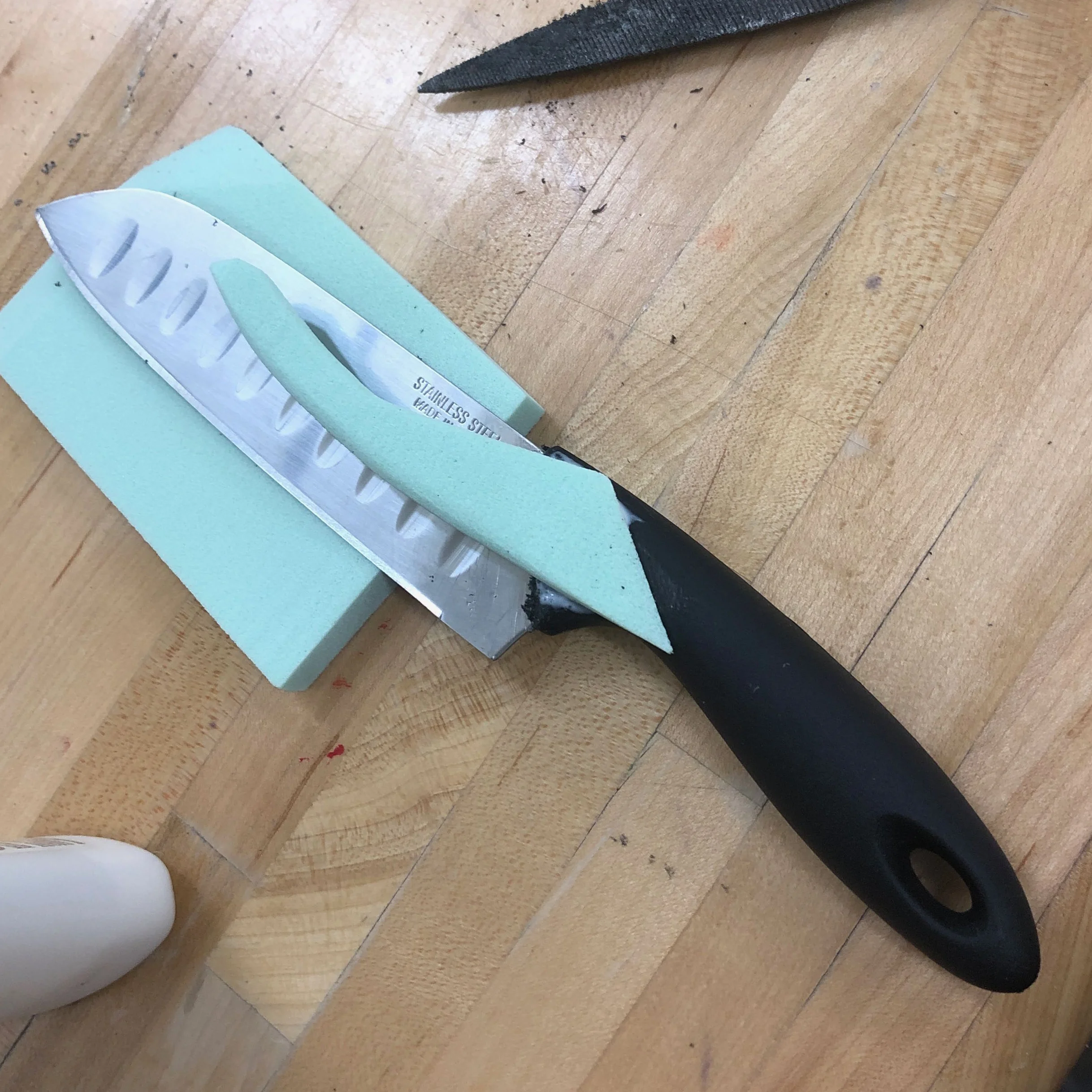 What if there was a finger guard coming off the handle.