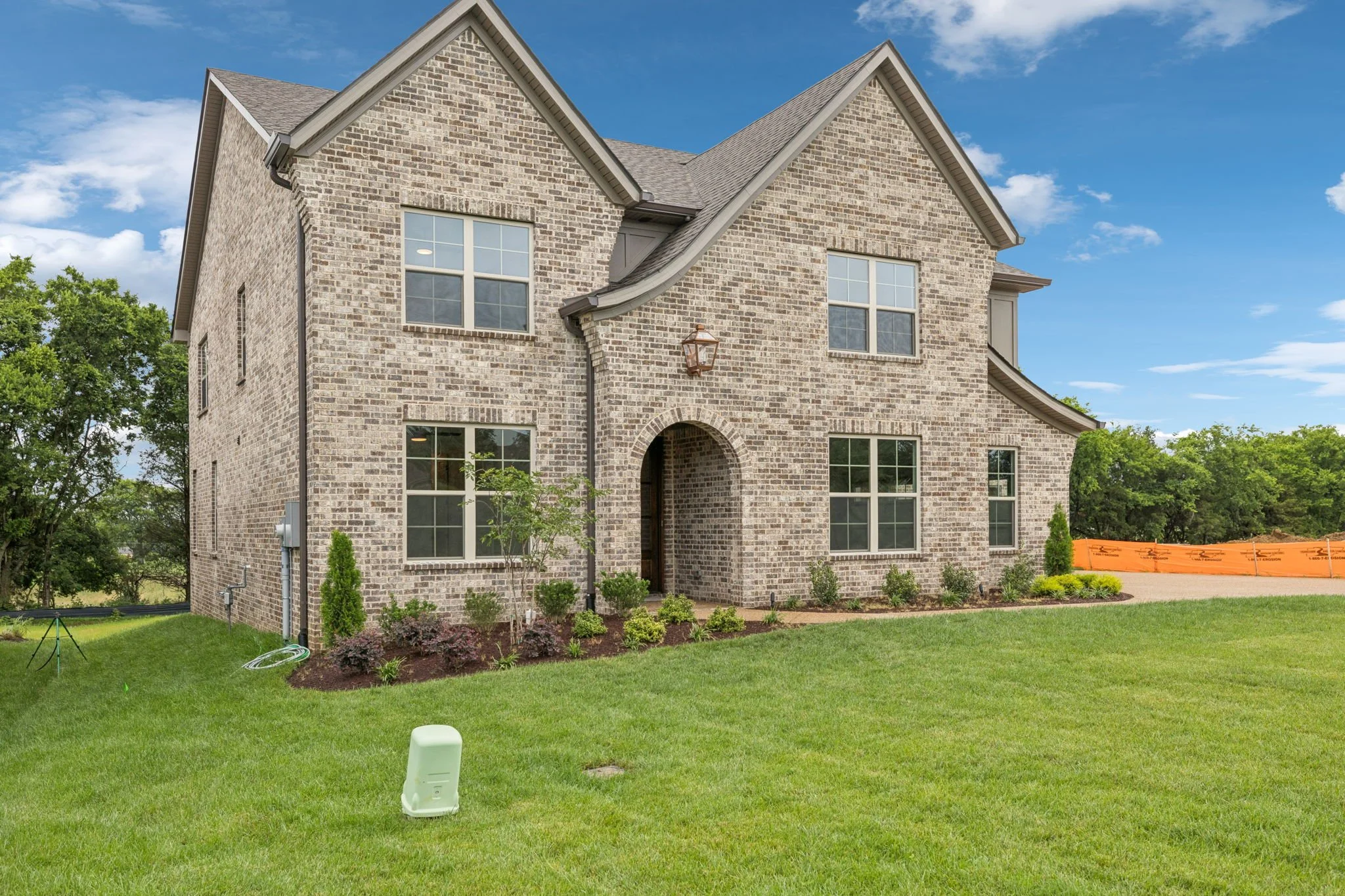 2-web-or-mls-217 Bellsford Rd - 002.jpg