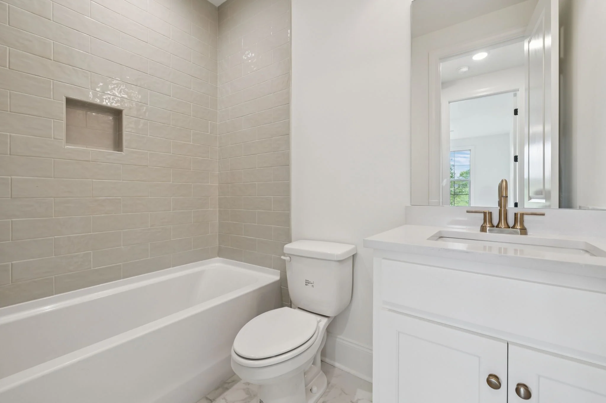 49-web-or-mls-217 Bellsford Rd - 049.jpg
