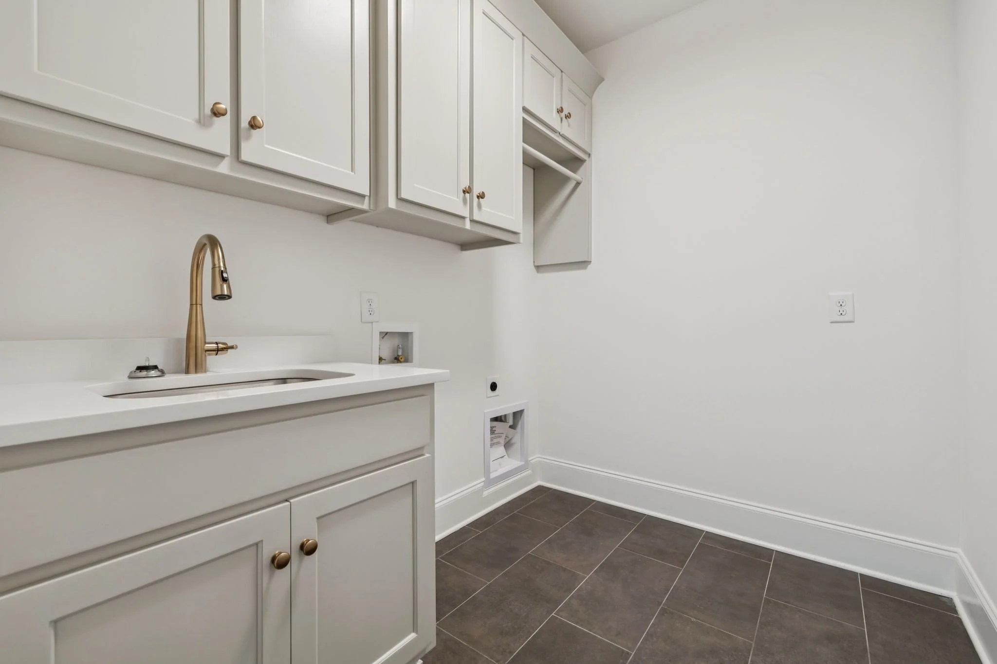 52-web-or-mls-217 Bellsford Rd - 052.jpg
