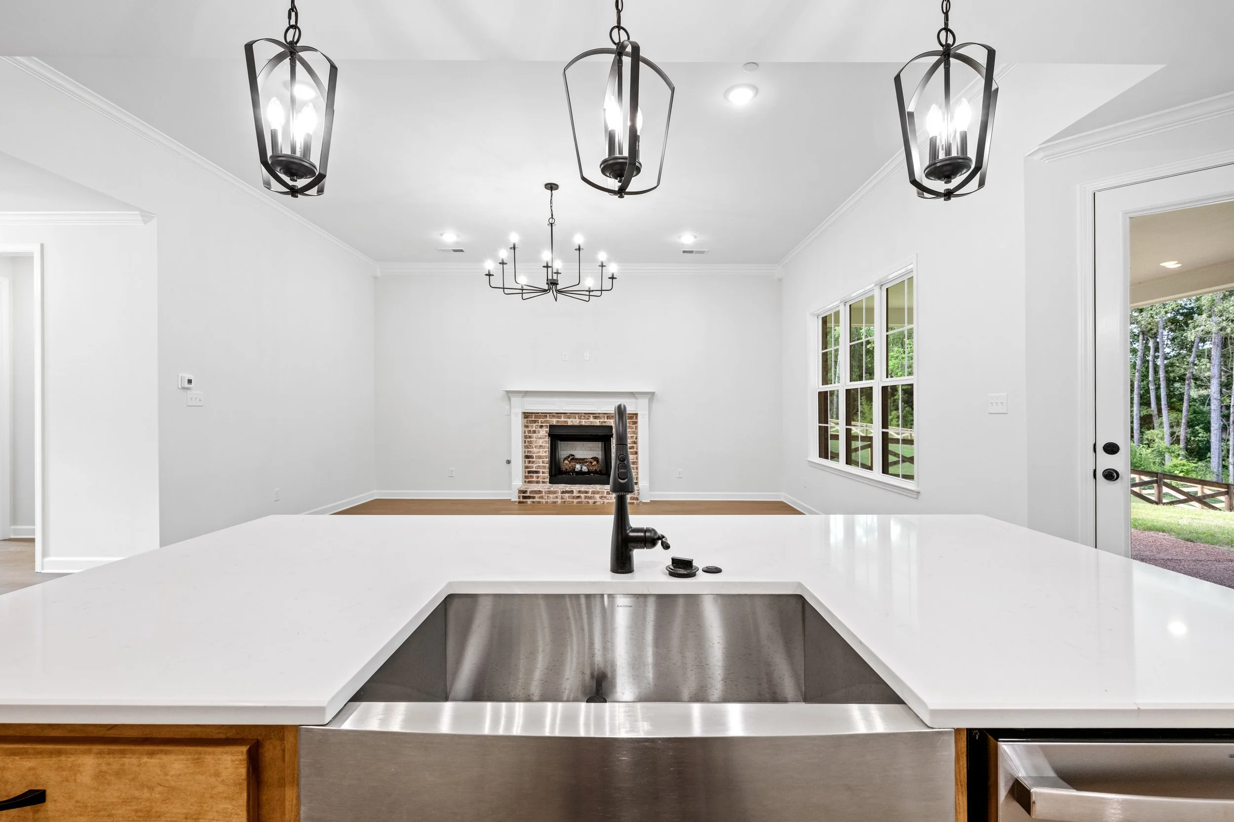 210 Drake-19.jpg