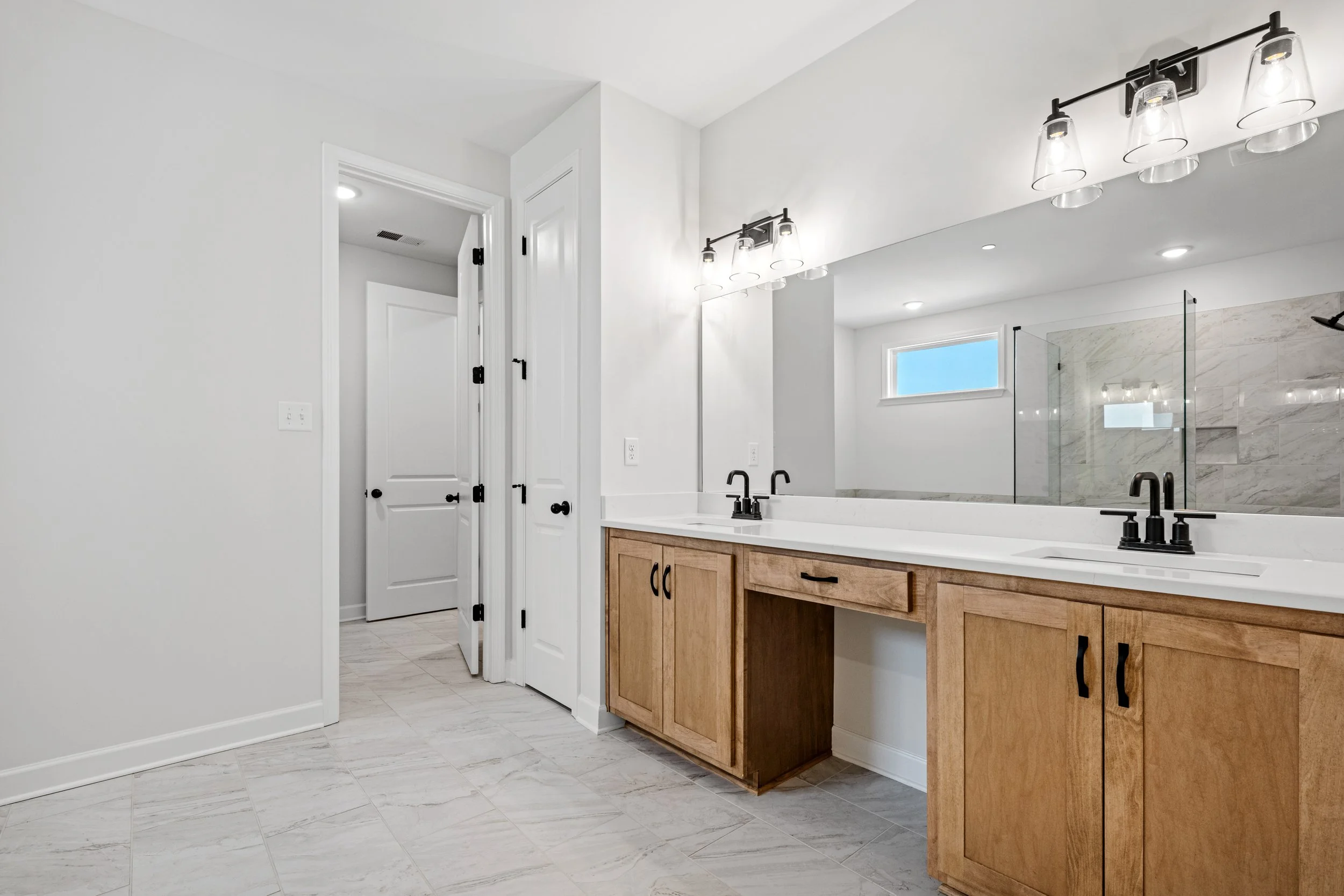 210 Drake-26.jpg