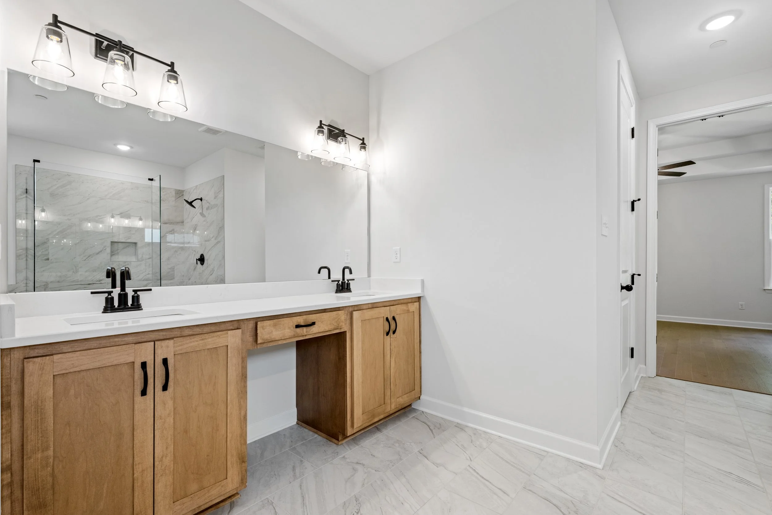 210 Drake-29.jpg