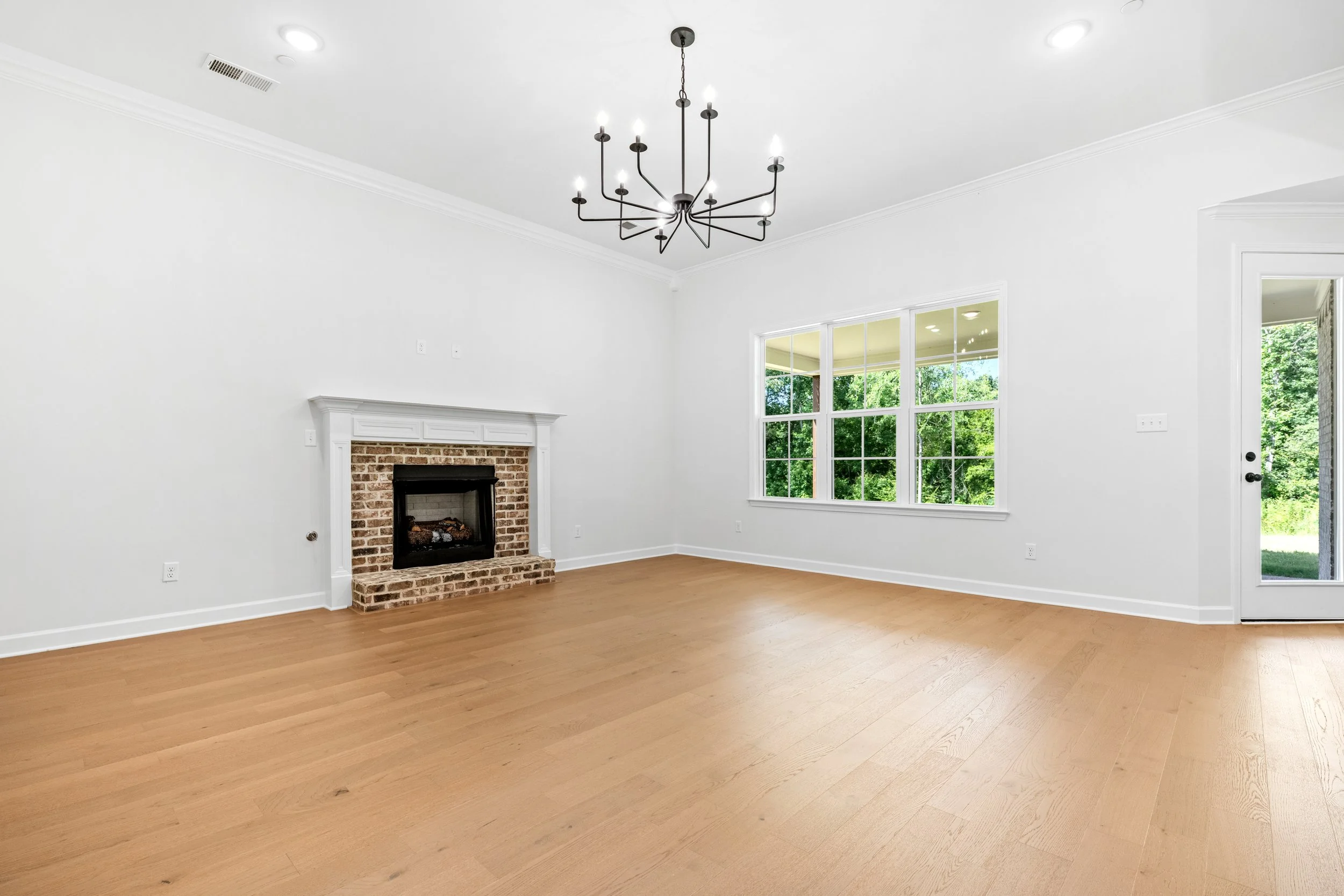 210 Drake-9.jpg