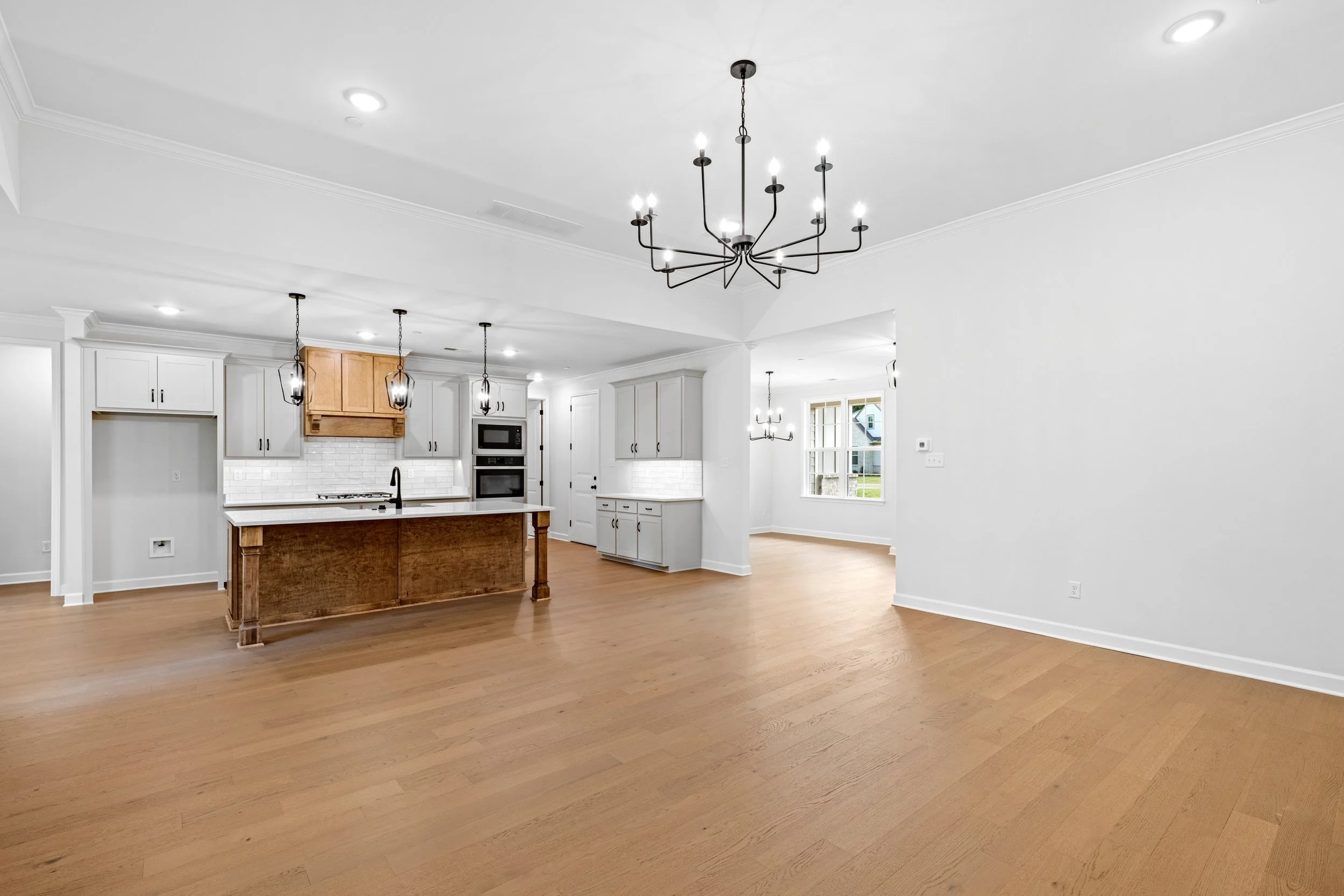 210 Drake-12.jpg