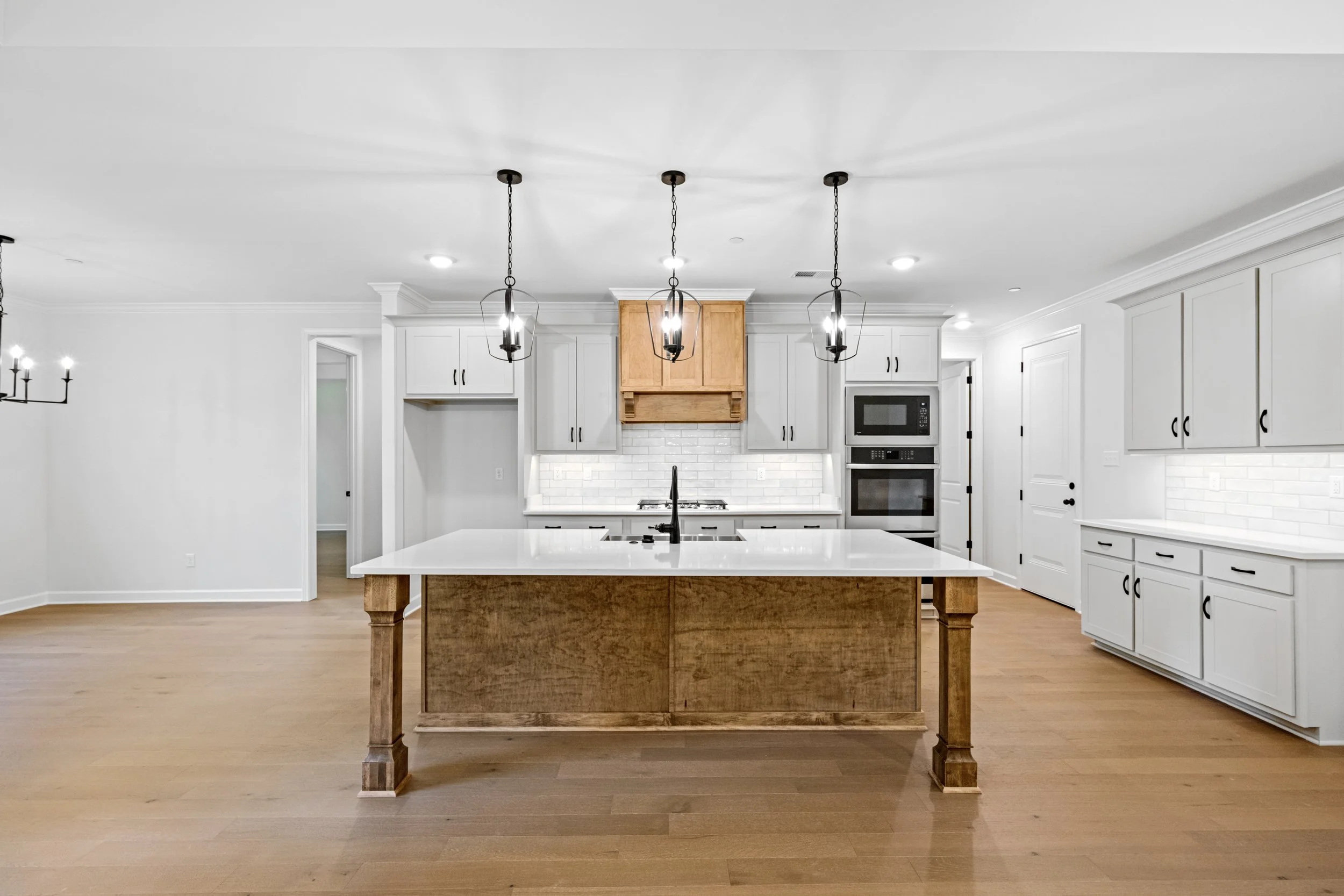 210 Drake-14.jpg