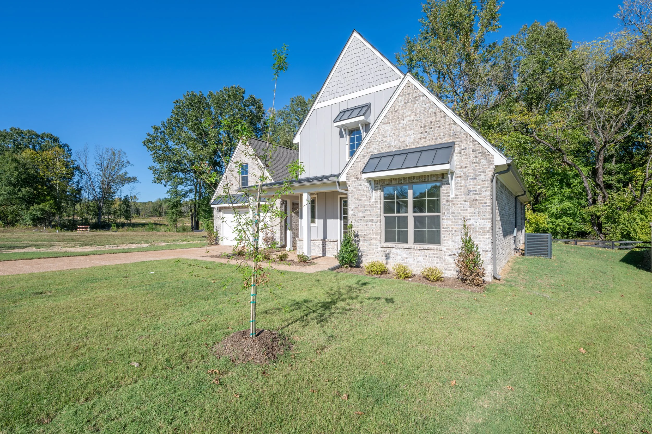 512 Sugar Magnolia MLS-3.jpg