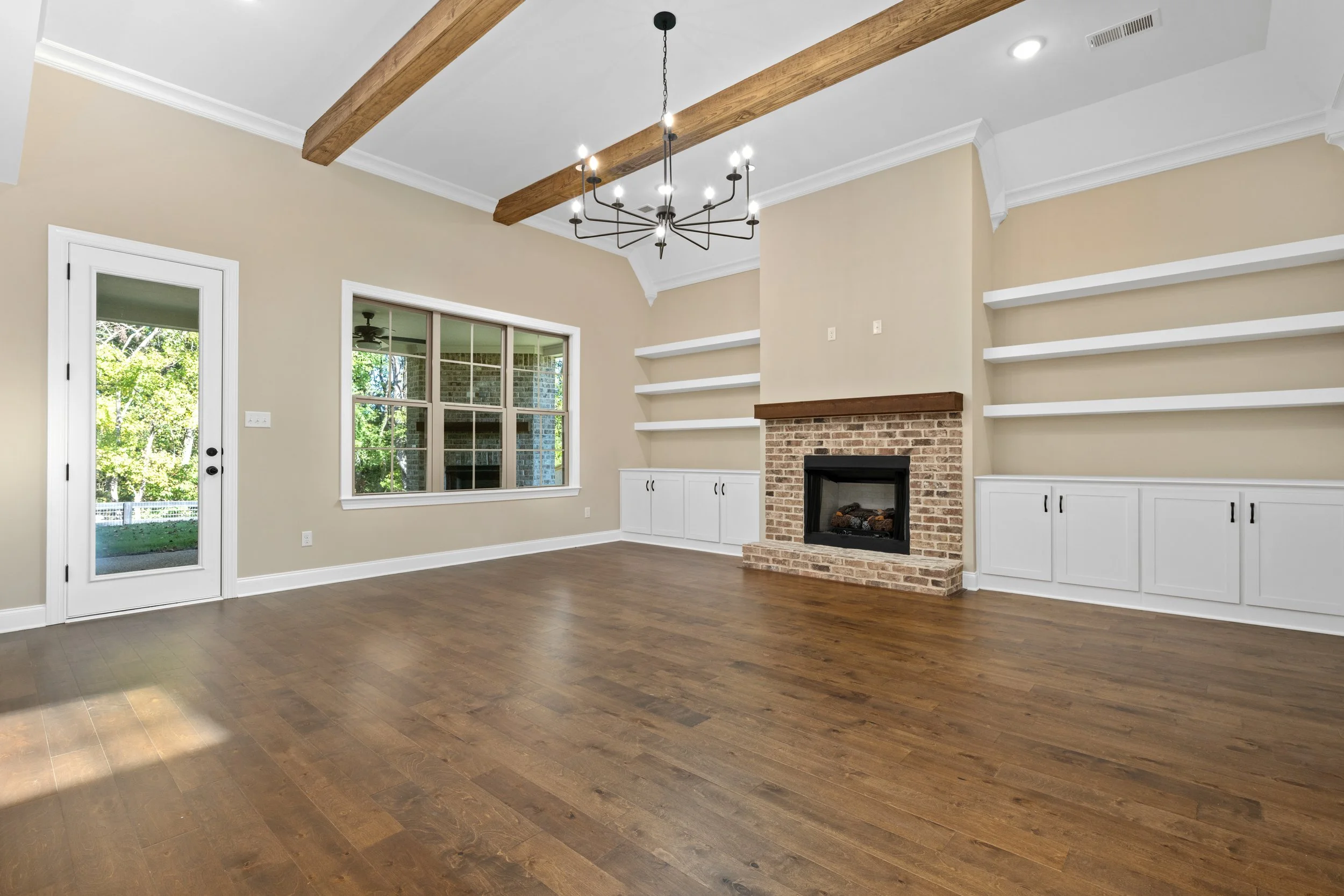 512 Sugar Magnolia MLS-14.jpg