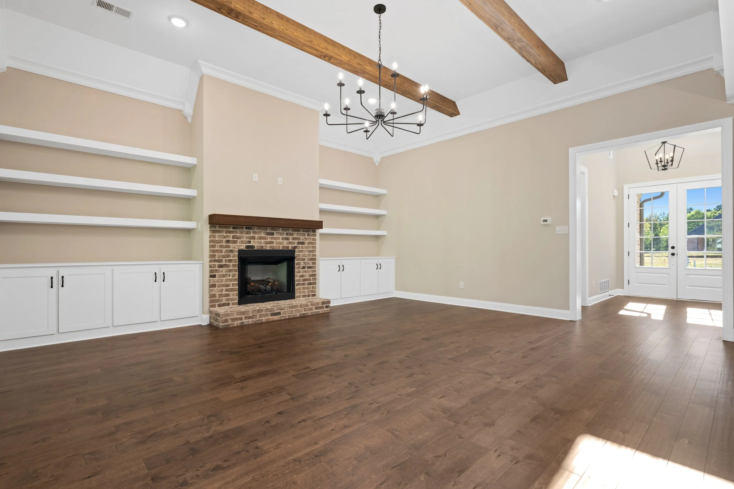 512 Sugar Magnolia MLS-15.jpg
