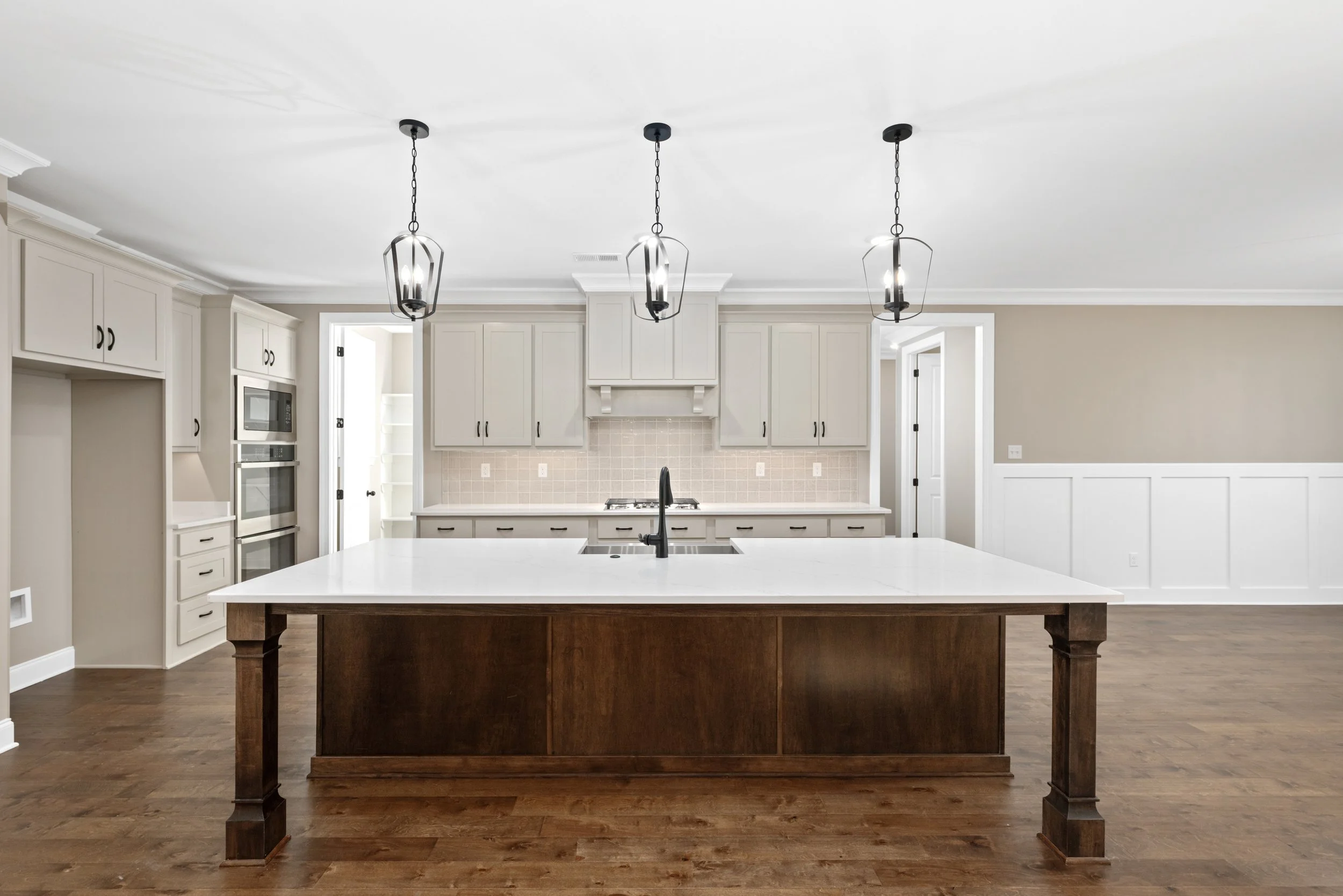 512 Sugar Magnolia MLS-17.jpg