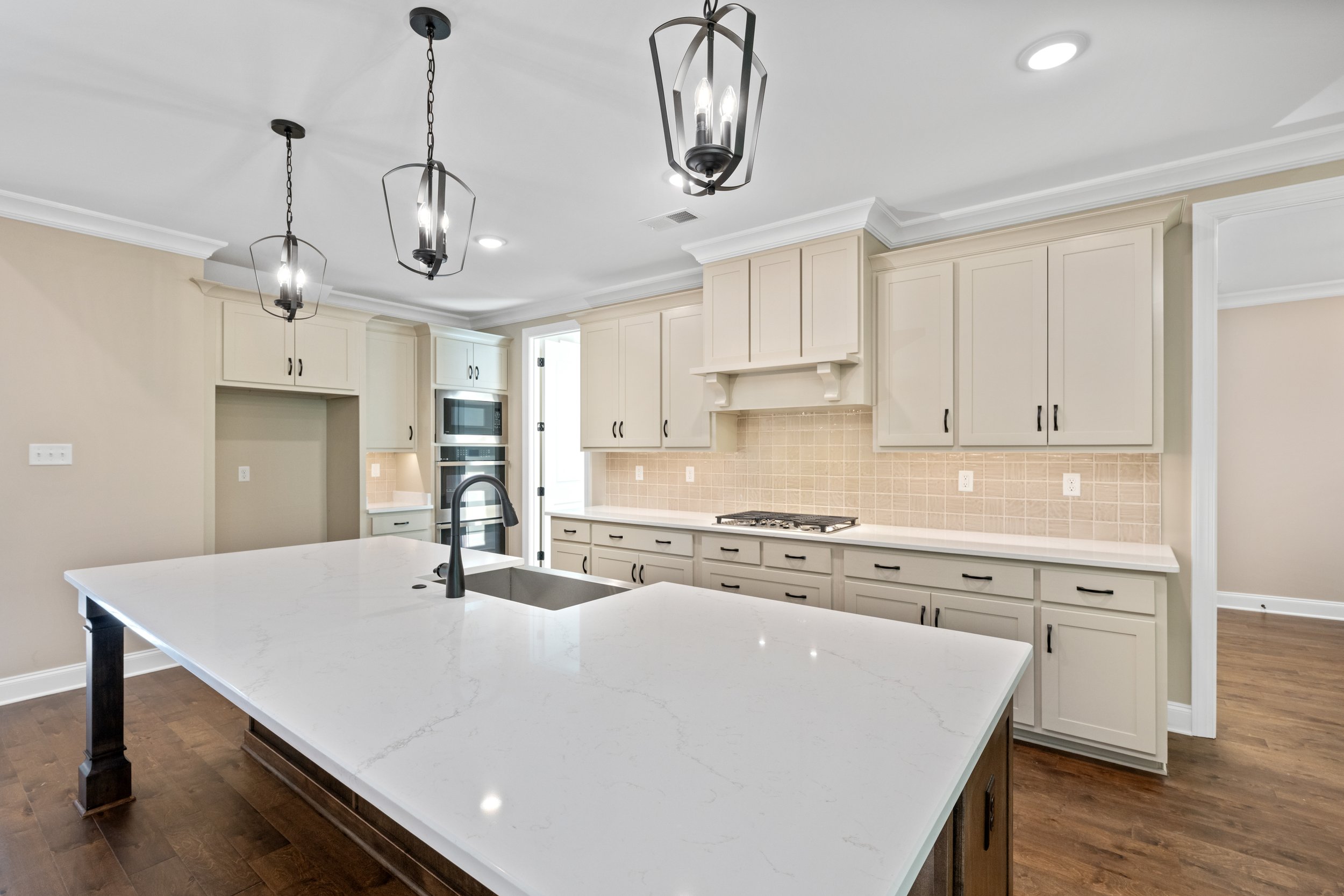 512 Sugar Magnolia MLS-19.jpg