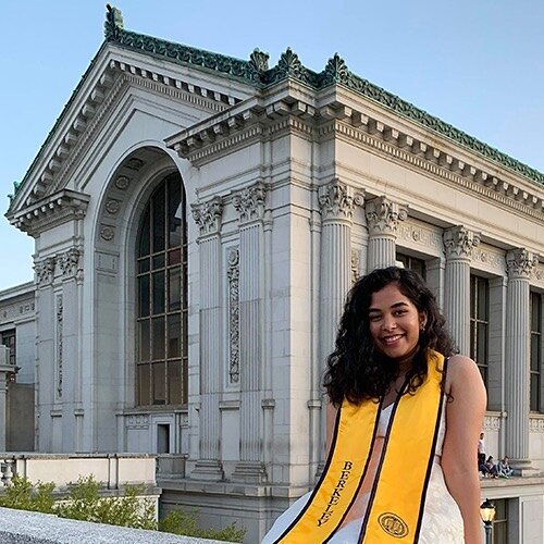 Today we&rsquo;re featuring Samarpita, and her list of #SciFi reading recommendations! 📚

She&rsquo;s been working with us as the Science Fiction Extinction Futurist program and Strike A Pose program as an Epic Fellow!

Samarpita graduated from @ucberkeleyofficial last May with a degree in #Bioengineering and a minor in #electricalengineering and #computerscience.

During her time with us, she&rsquo;s researched science fiction authors who are imagining a future that has merged science and technology to protect the planet. Through this, she&rsquo;s developed her recommended reading (and listening, in the case of @flashforwardpod) list - and noted that her favorite book was &ldquo;Ministry of the Future&rdquo; by @kimstanleyrobinson and says, &ldquo;good storytelling can be an innovative way of exploring climate change.&rdquo;
