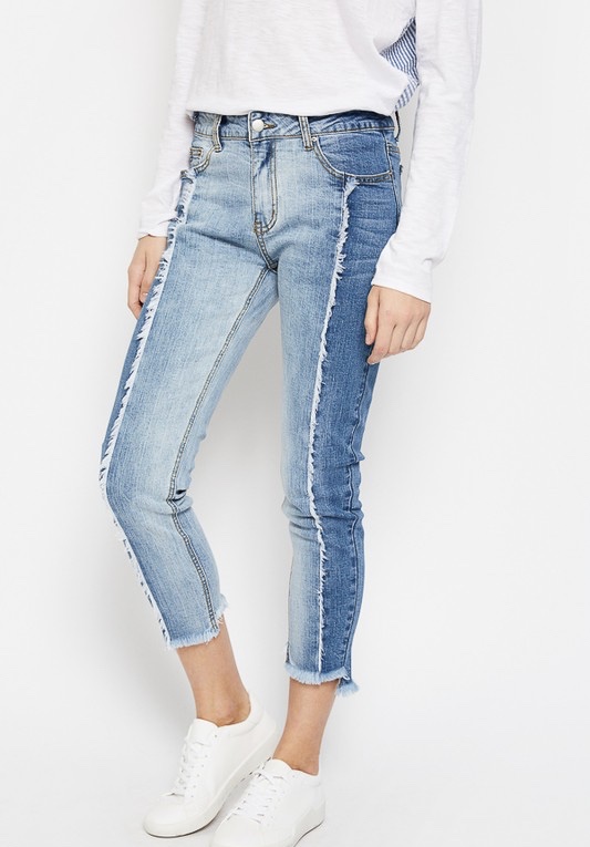 Two toned frayed jeans