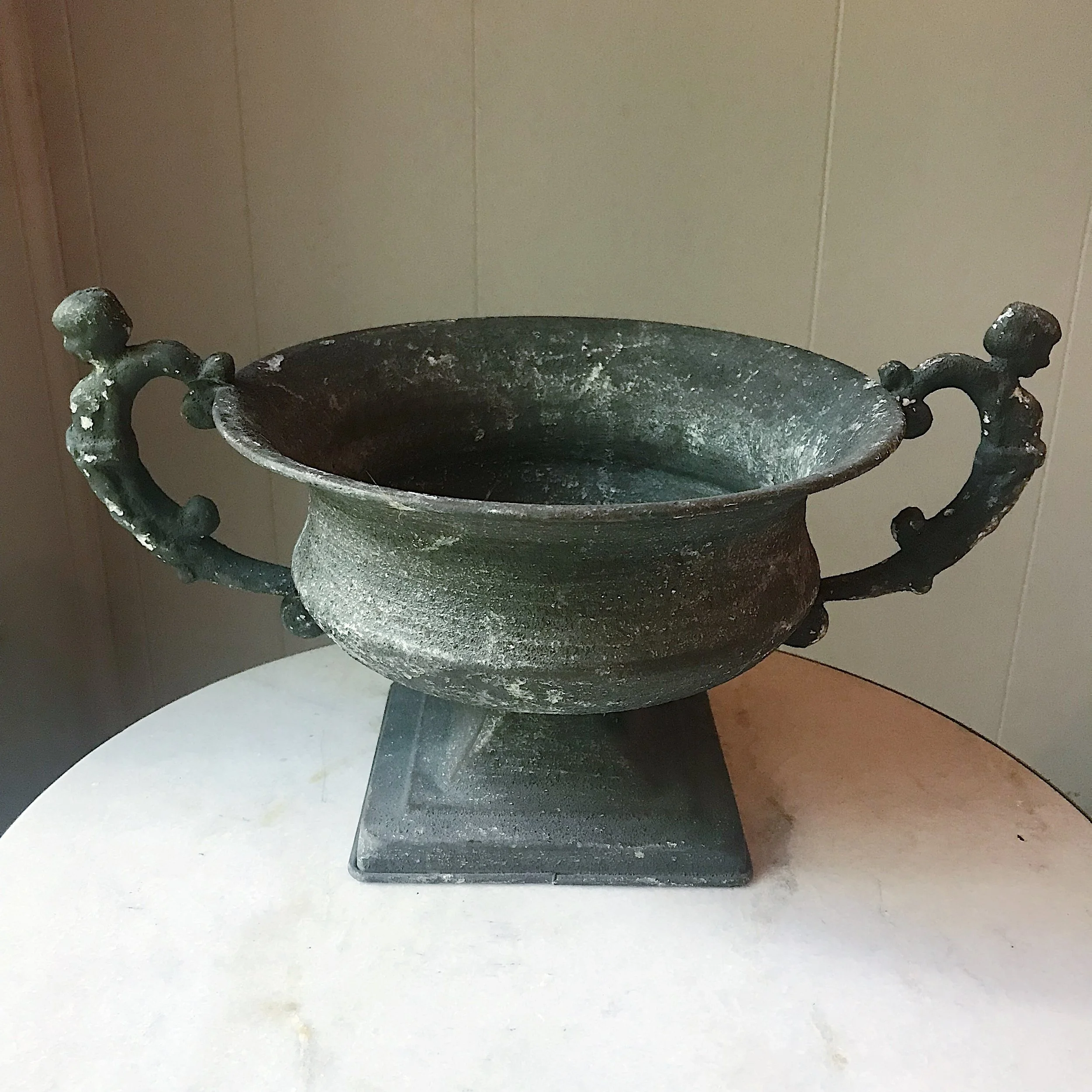 Angel Urn