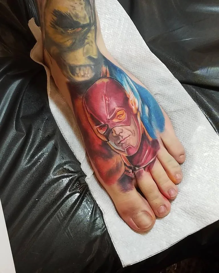 Iconic-Tattoo-Piercing-Hollis-Flash-Foot-Comic.jpg