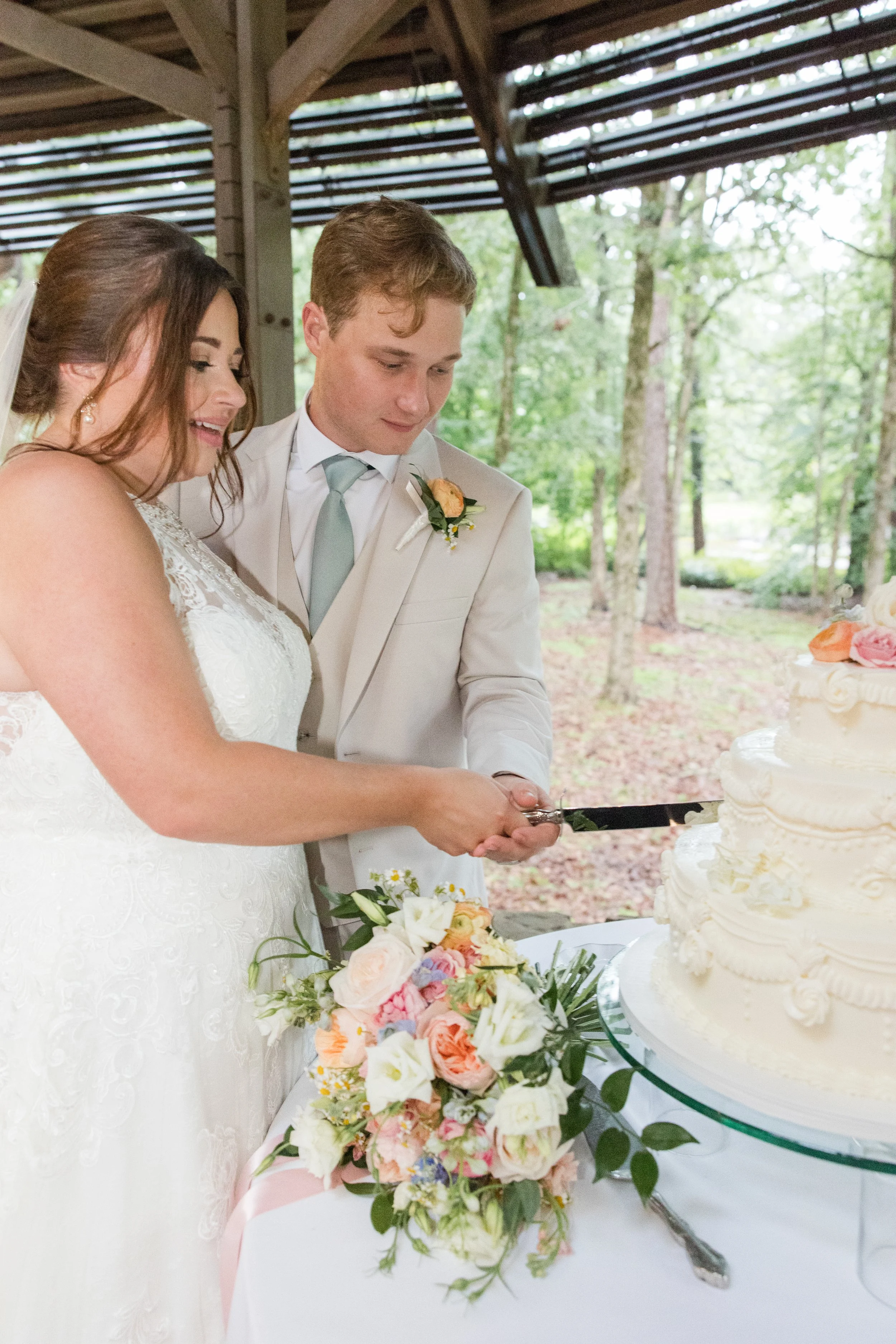 Hannah_Capps_Photography_Hot_Springs_AR_Garvan_Gardens_Wedding_IMG_1094.jpg