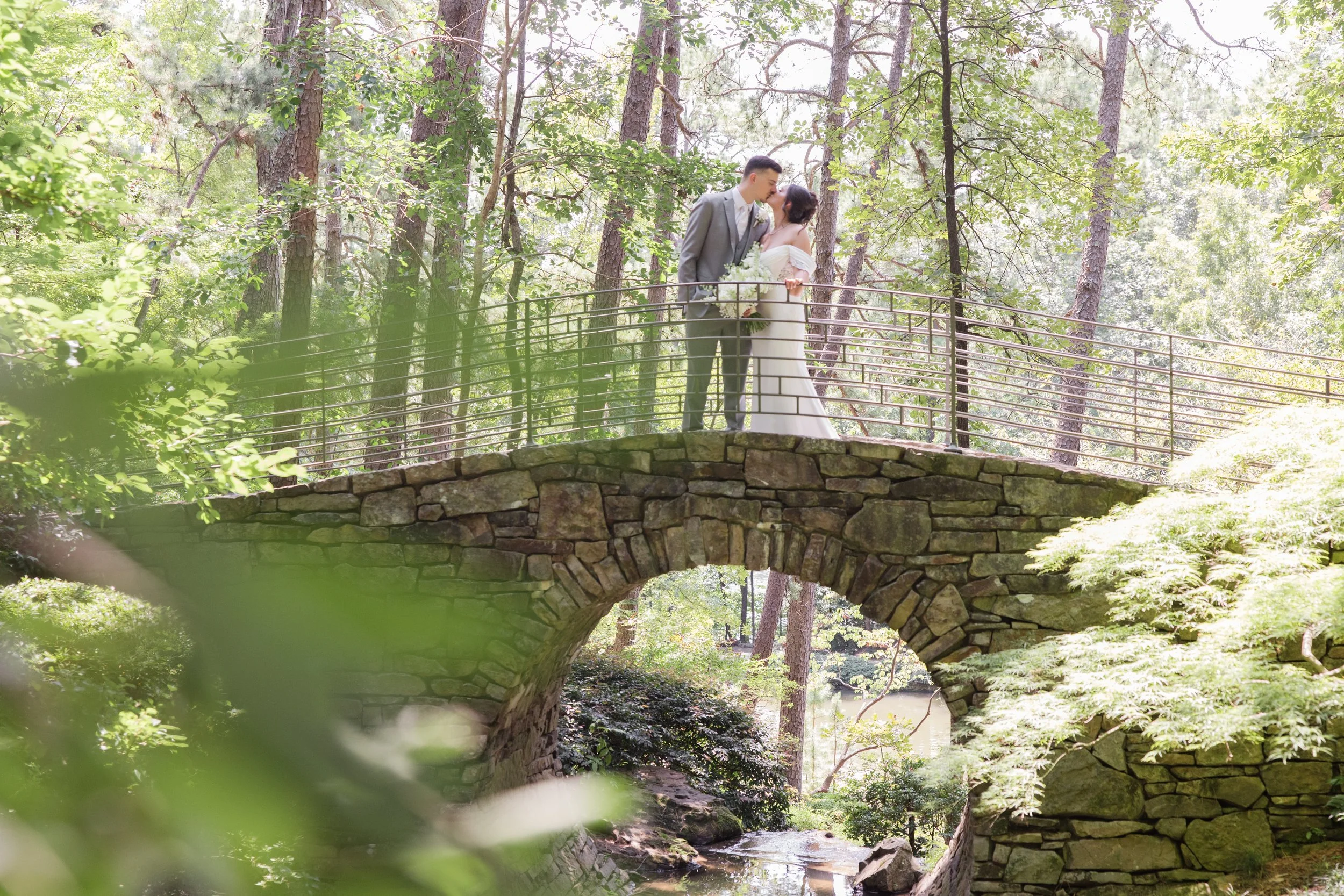 Hannah_Capps_Photography_Hot_Springs_Garvan_Gardens_Wedding_IMG_2249.jpg