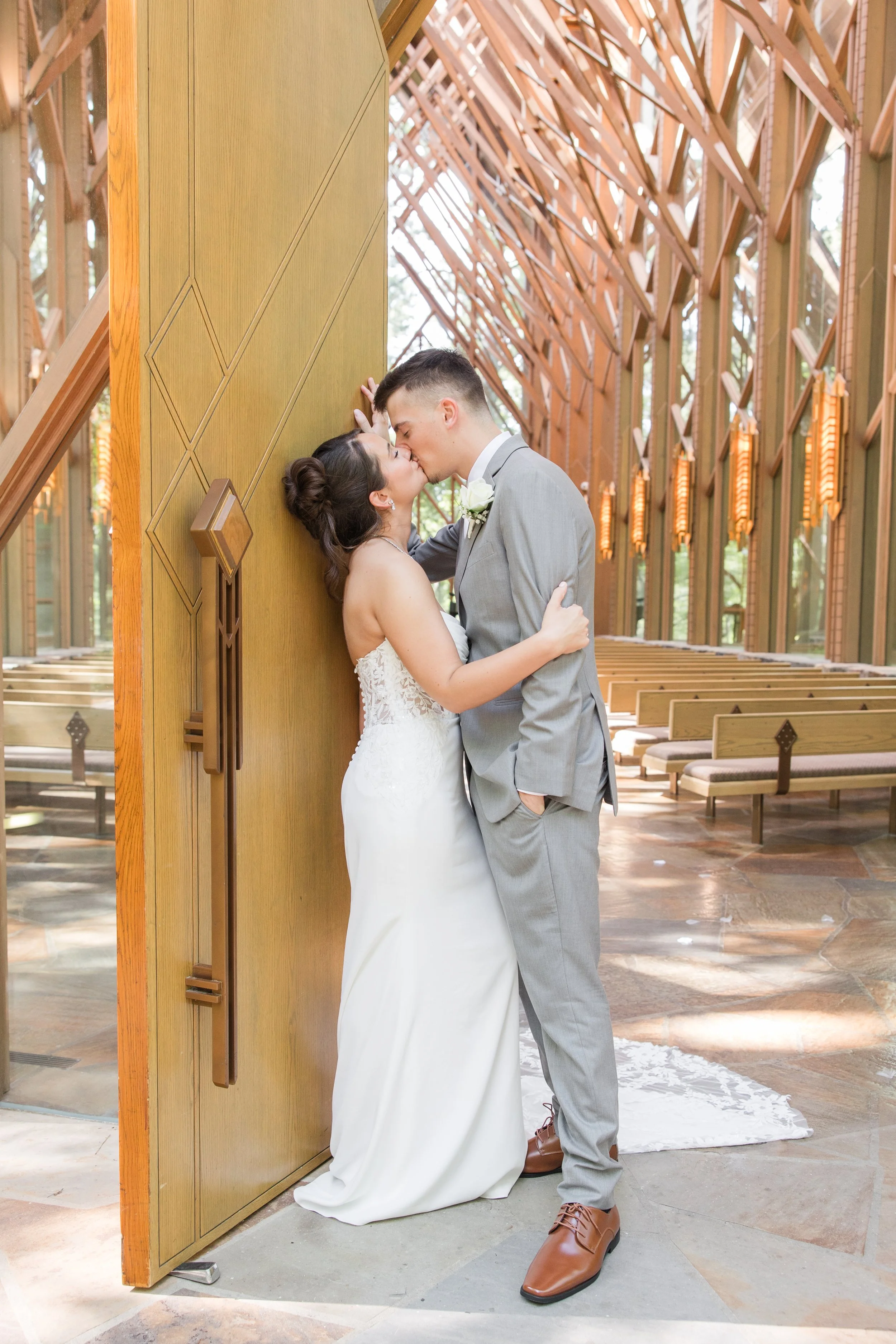 Hannah_Capps_Photography_Hot_Springs_Garvan_Gardens_Wedding_IMG_3583.jpg