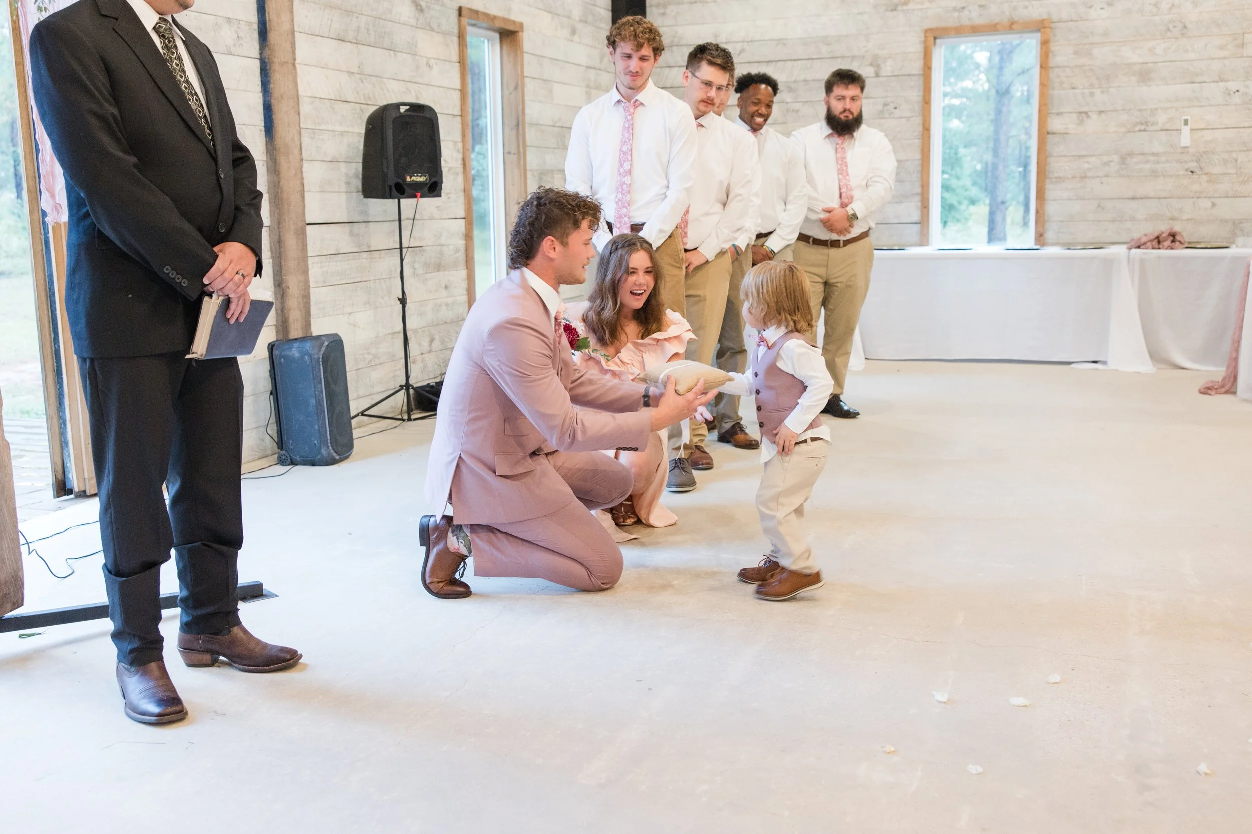 Hot Springs AR wedding reception photos by Hannah Capps Photography