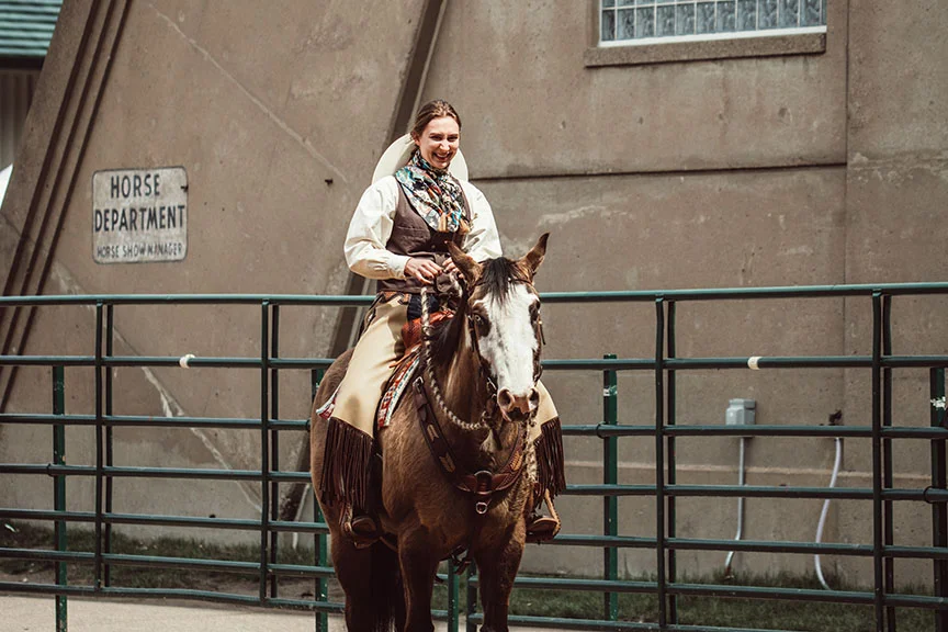 Minnesota-Horse-Expo-Alyssa-Smolen-Photography-Commanding-General-Mounted-Color-Guard-2.jpg