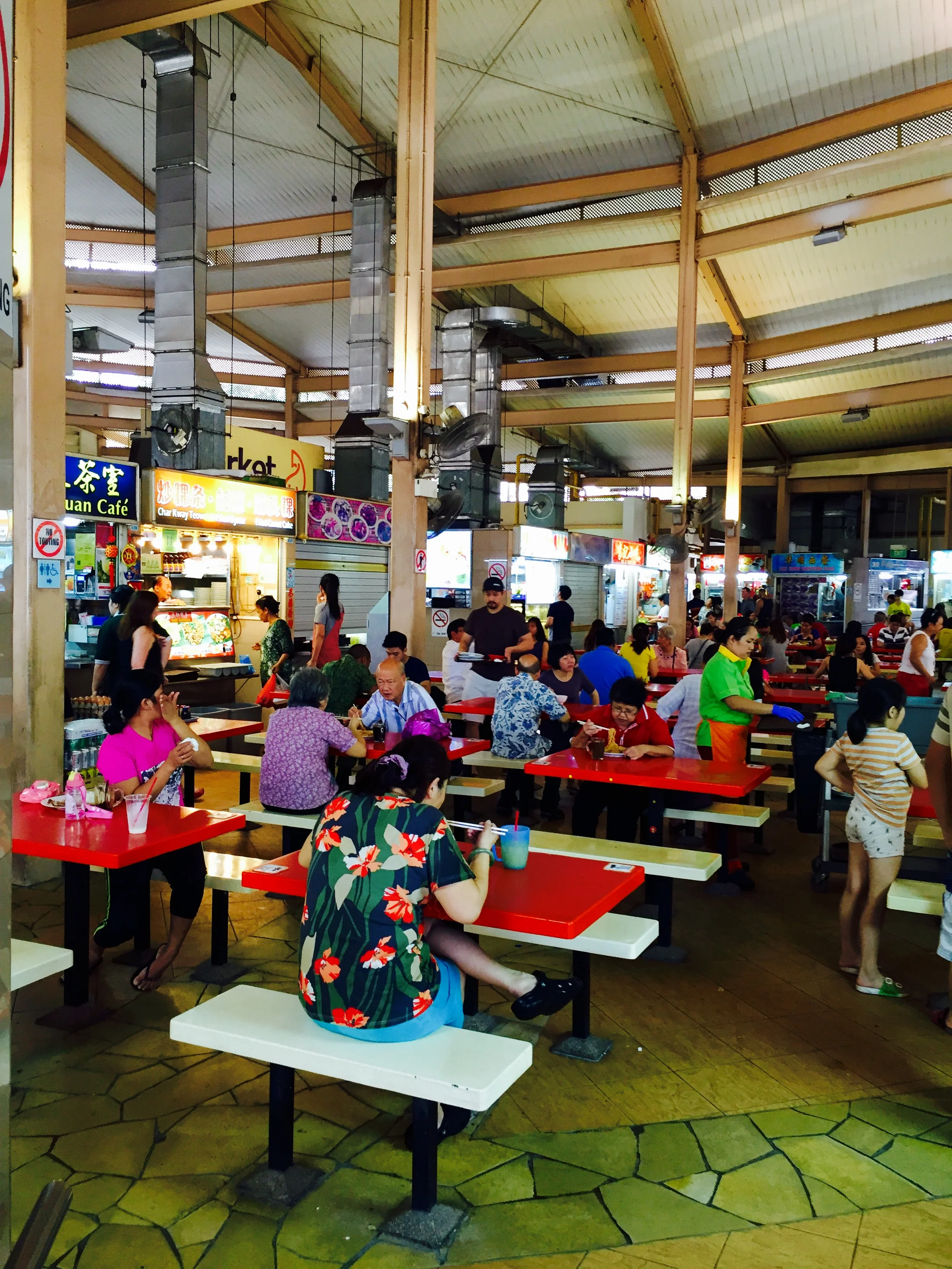  Authentic Singaporean food court at Holland Village. This is classic Singapore! 