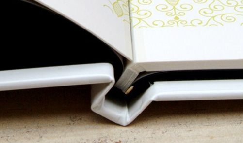 All Little Black Books open into a layflat design so there is not fighting with pages to stay open. 
