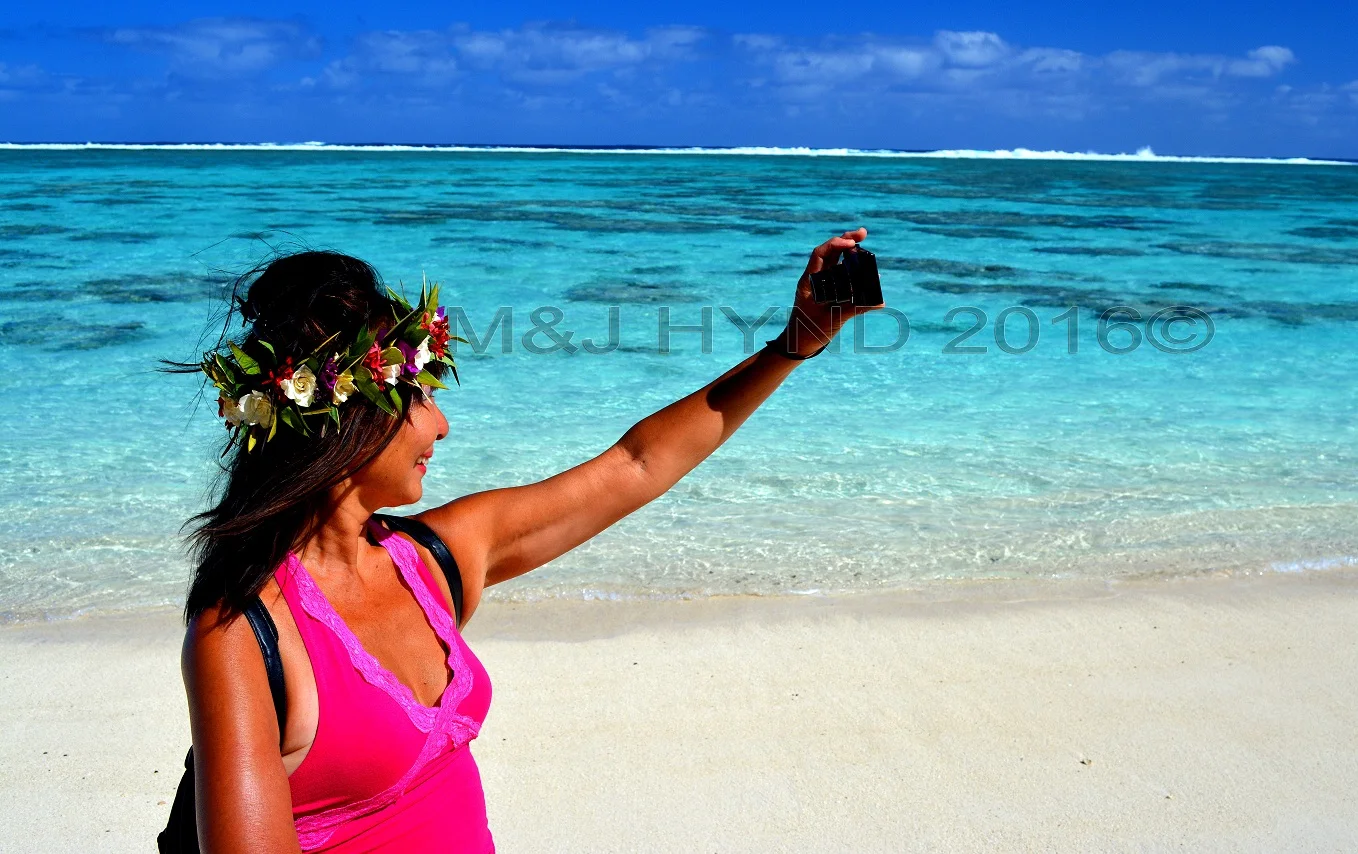 J0100-DSC_2346Rarotonga.JPG