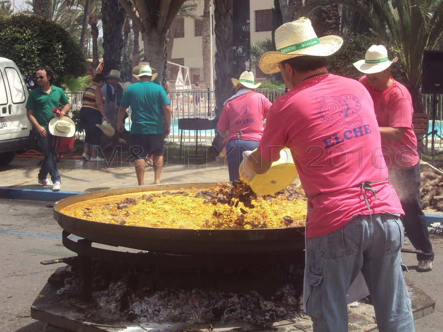 Elche Fiesta: Arroz Con Costra (Large) #4