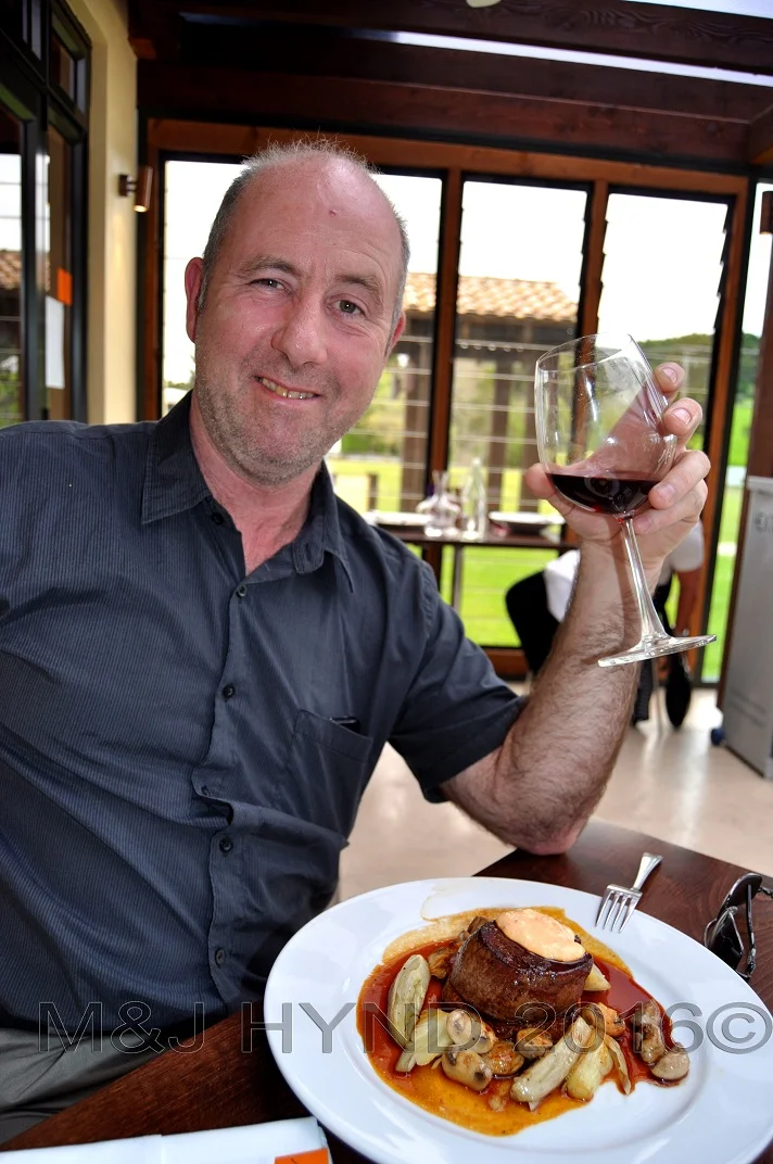 Ascension Wine Estate, rare fillet steak, Matakana, NZ