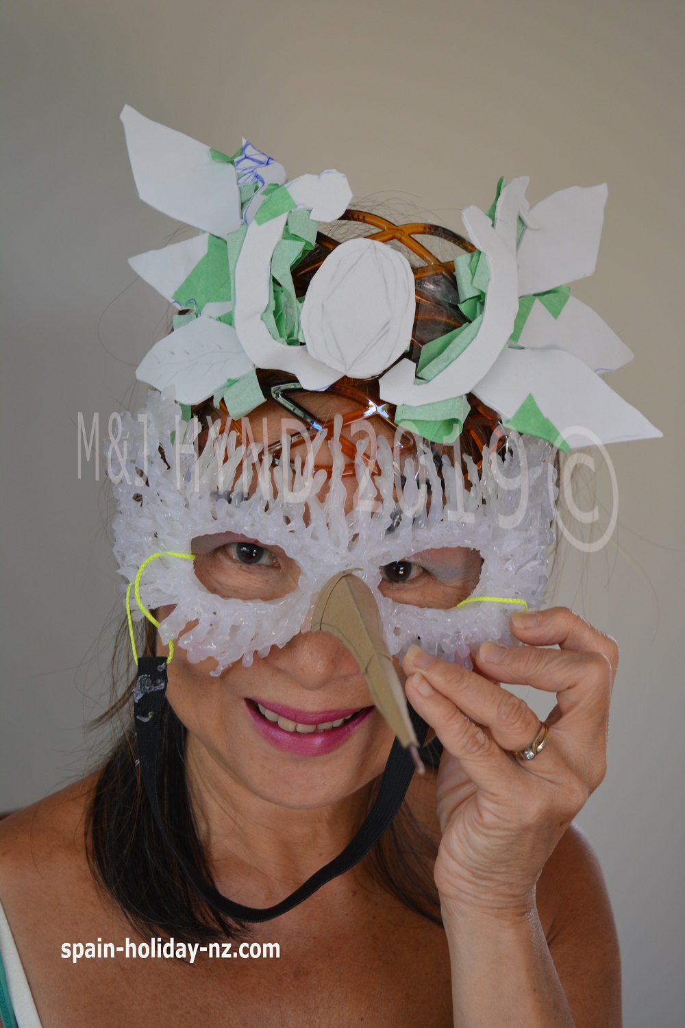 15: hotglue (uncoloured) masquerade mask 