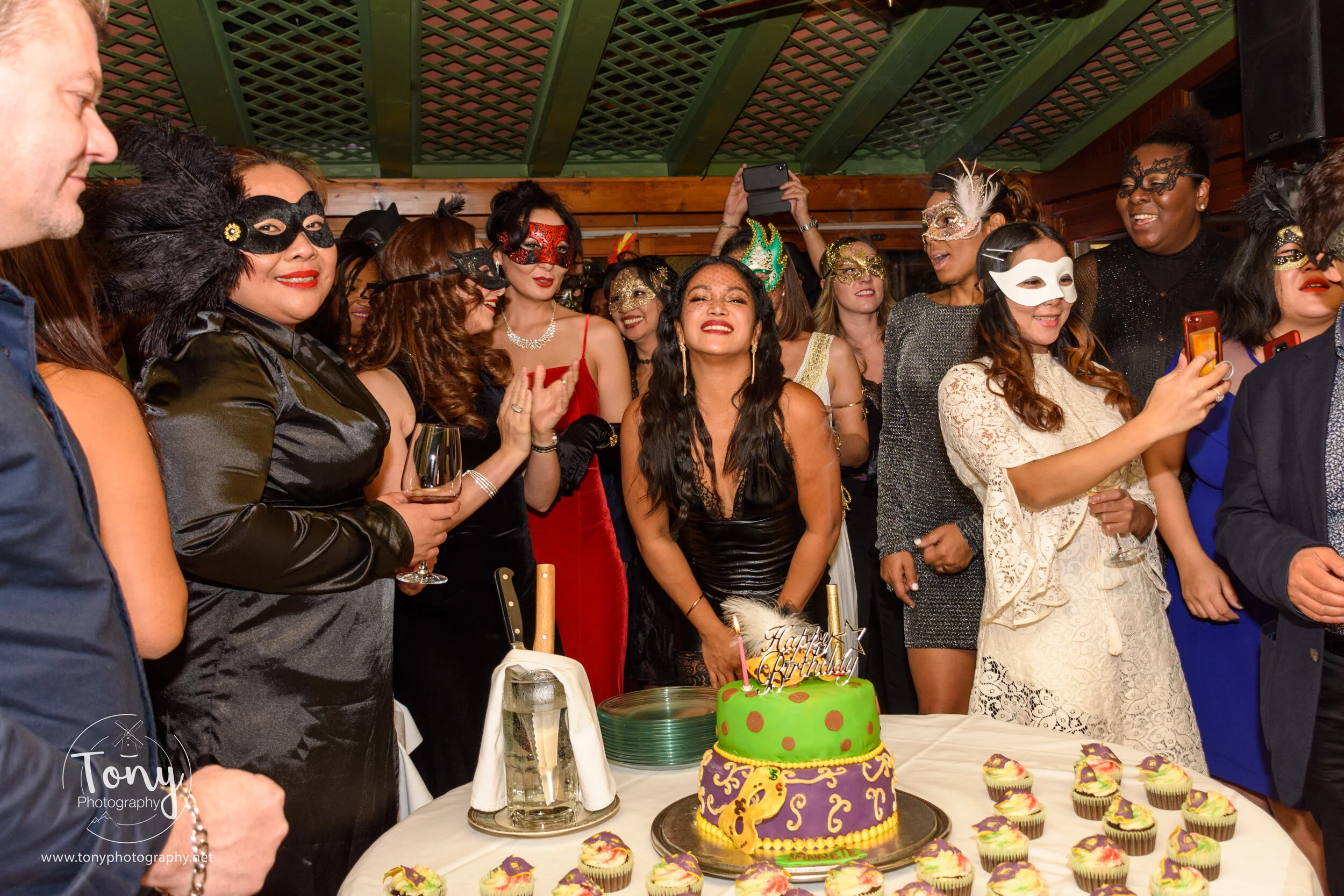 Ball Masque (226 of 275).jpg