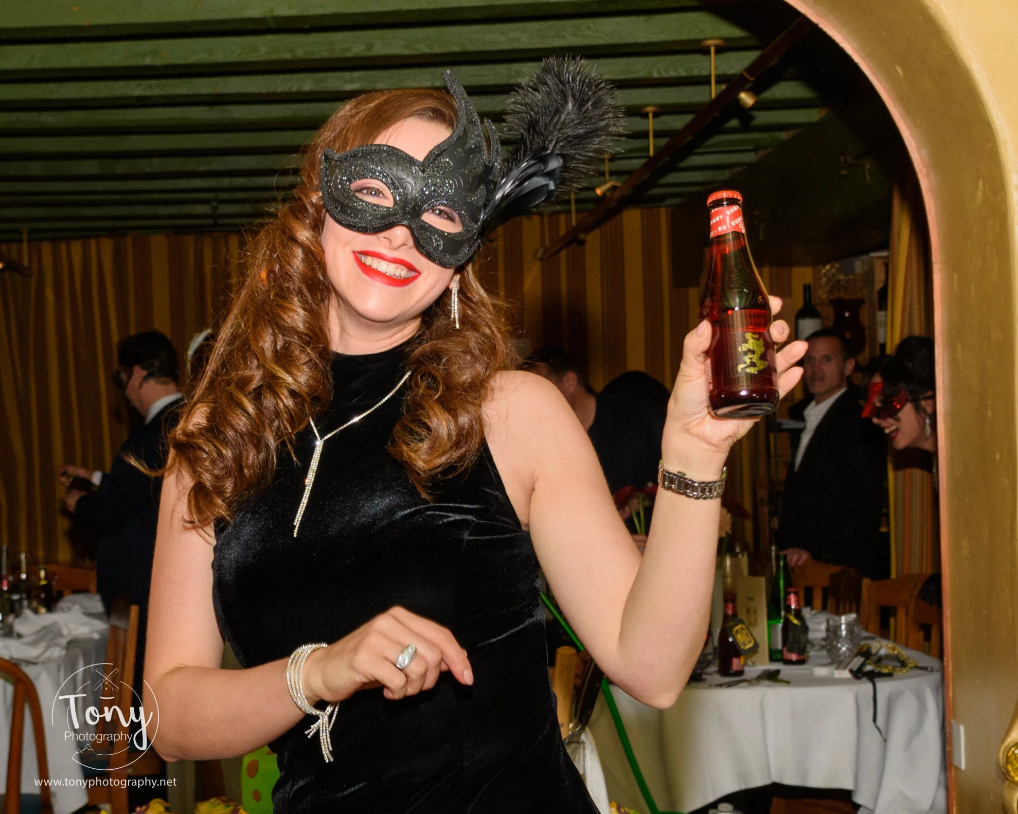 Ball Masque (243 of 275).jpg