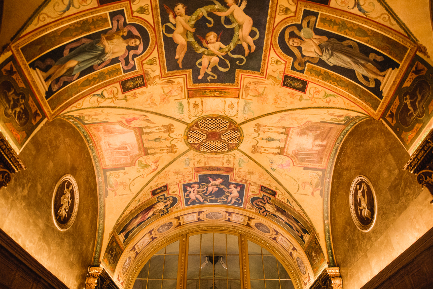 Jory_LoebBoathouse_CentralPark_NewYork_WeddingPhotographer030.jpg