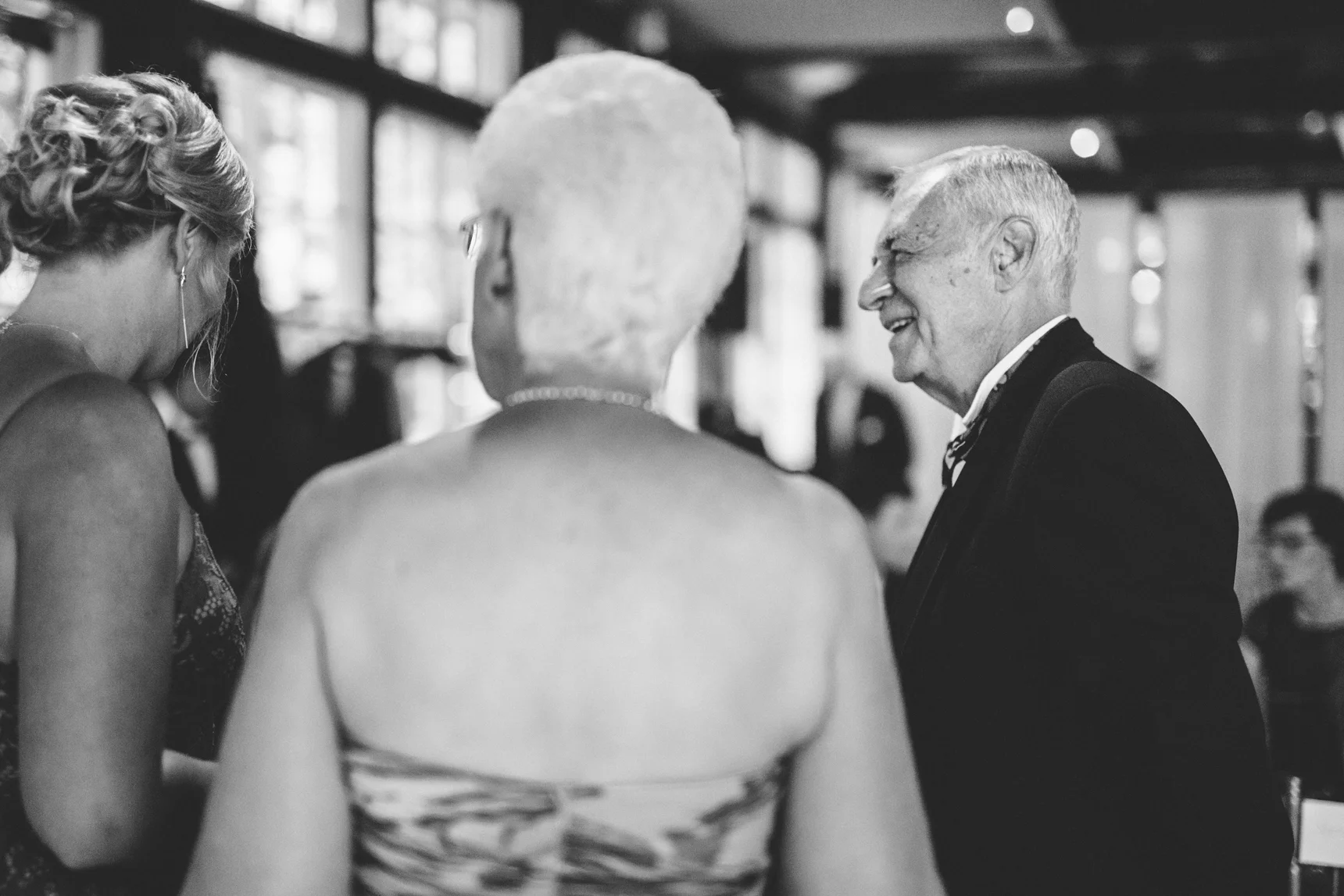 Jory_LoebBoathouse_CentralPark_NewYork_WeddingPhotographer083.jpg