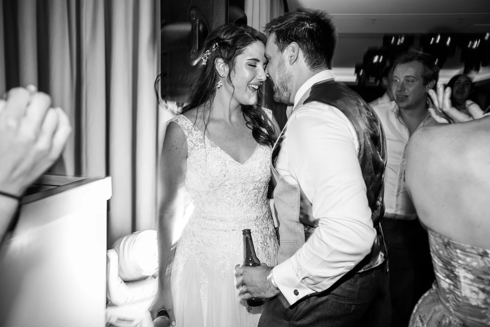 VDB_Mayfair_London_Wedding_Photographer103.jpg