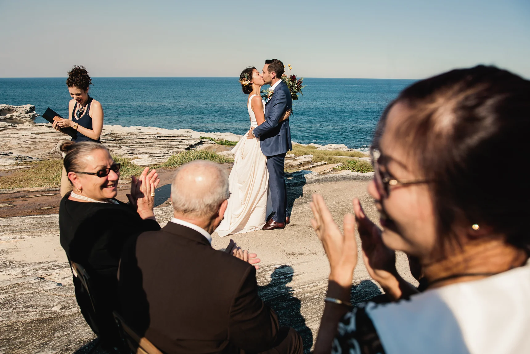 LZ_CoogeeBeach_Wedding_Photographer019.jpg
