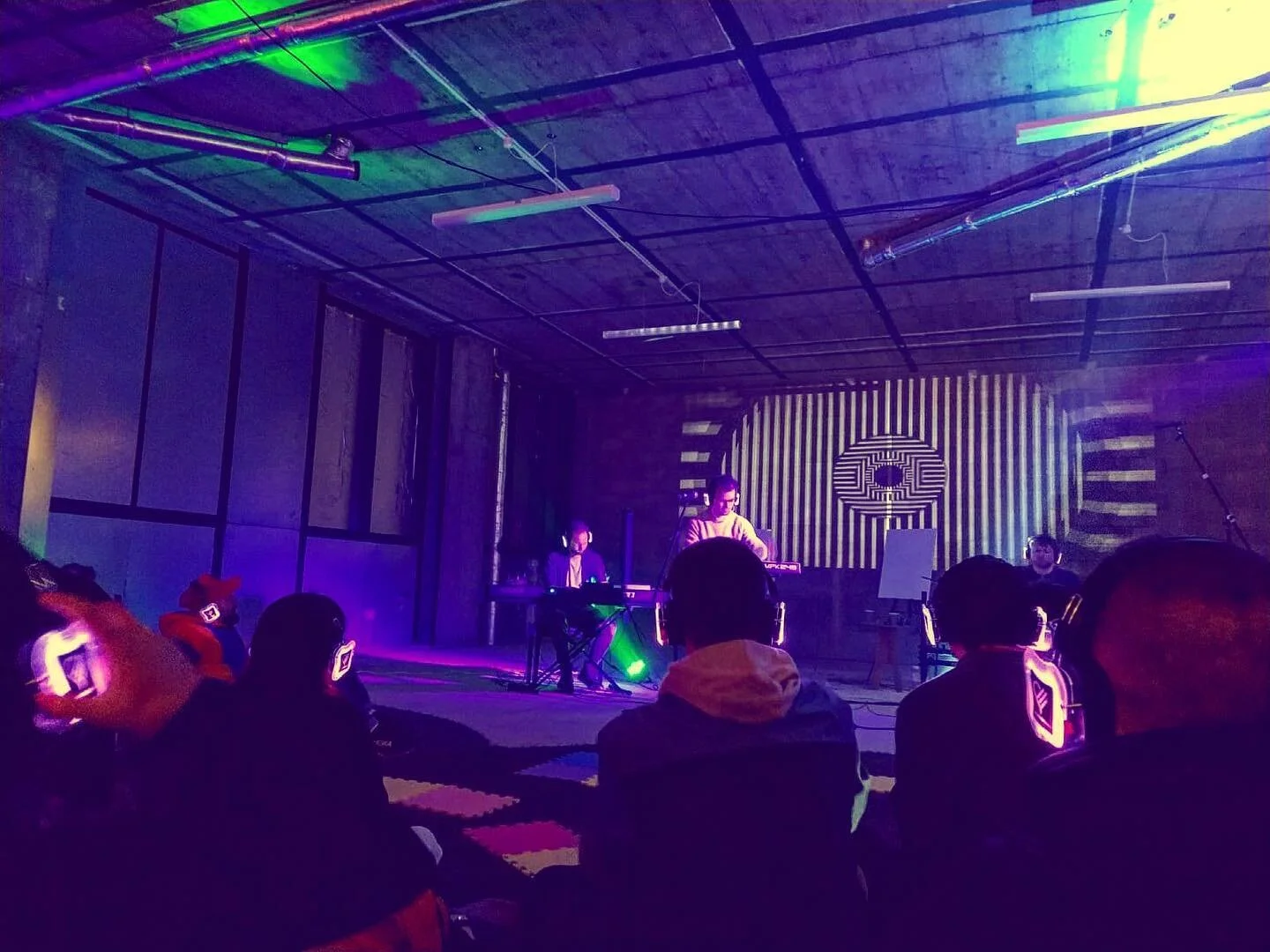 &lsquo;I&rsquo;m a curved edge you&rsquo;re a straight line&rsquo; 🎶 

Still buzzing off last night! One to remember for sure. Great to tease some new music too 🙌🏻

Big up to @bspsingerpainter @gotobeatmusic and @wapp_artandmusic 💪🏻

New show an